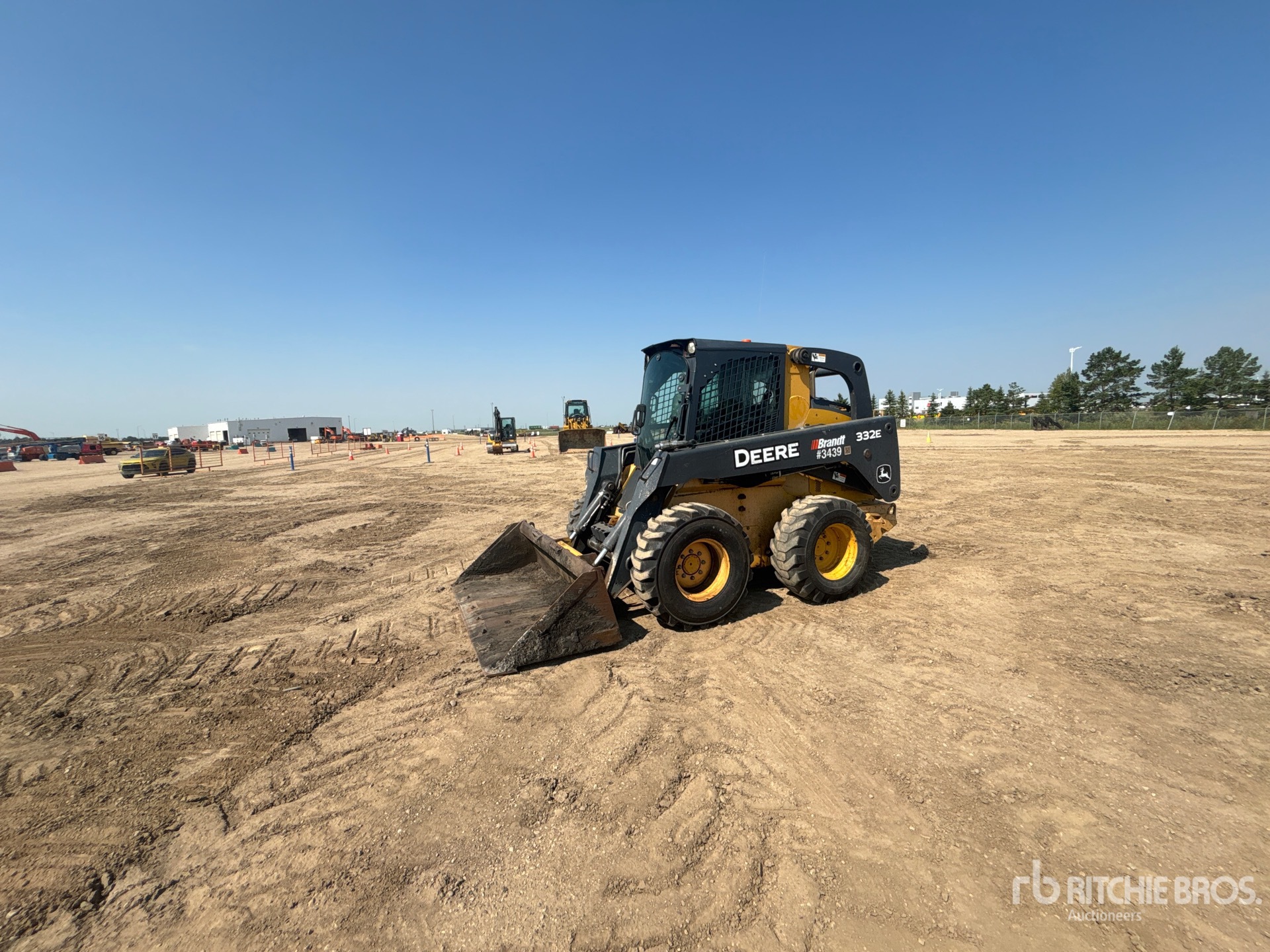 2014 John Deere 332E