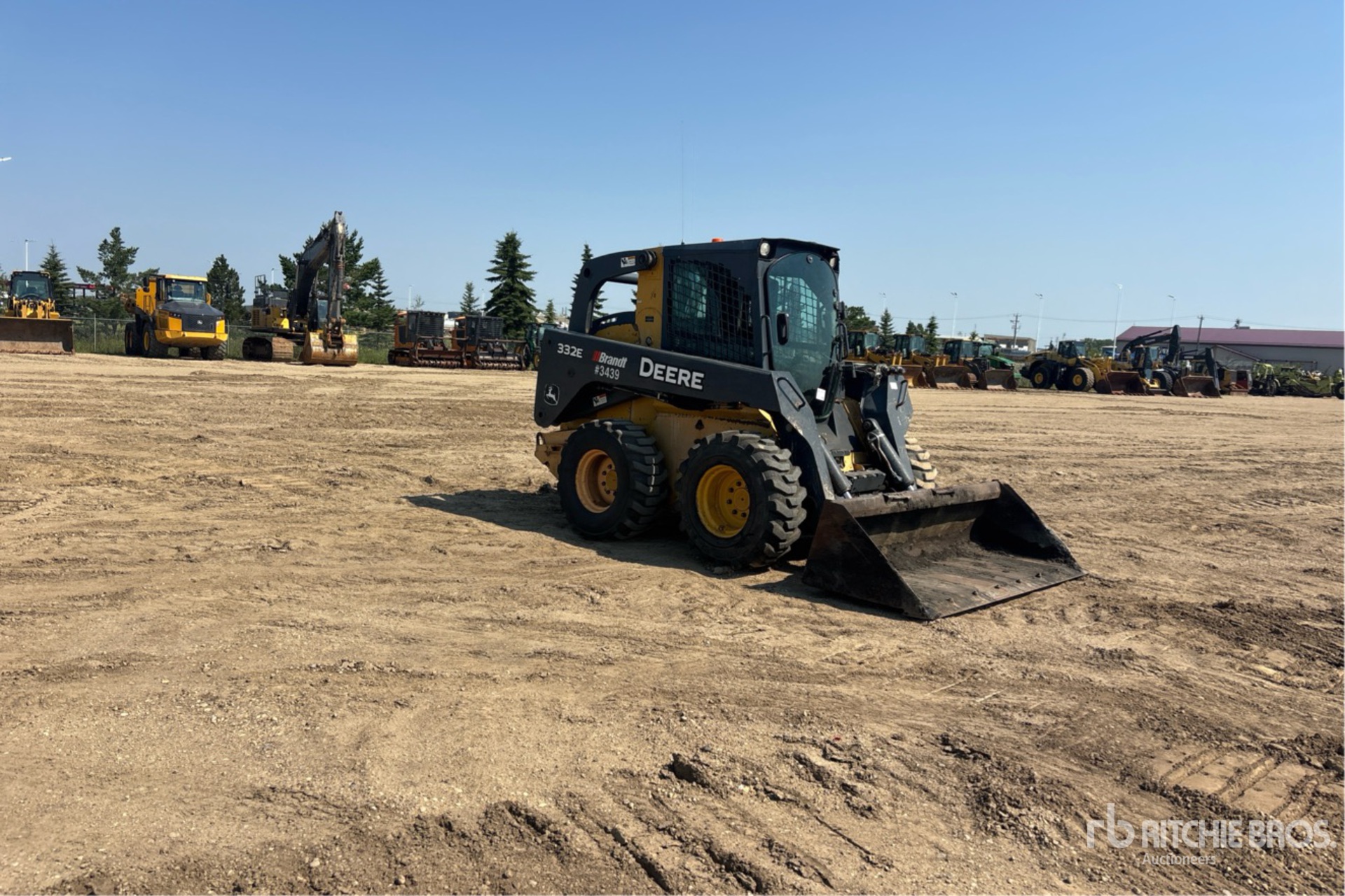 2014 John Deere 332E