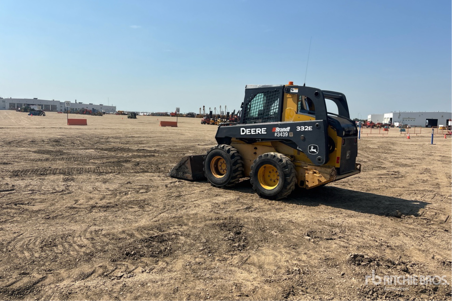 2014 John Deere 332E