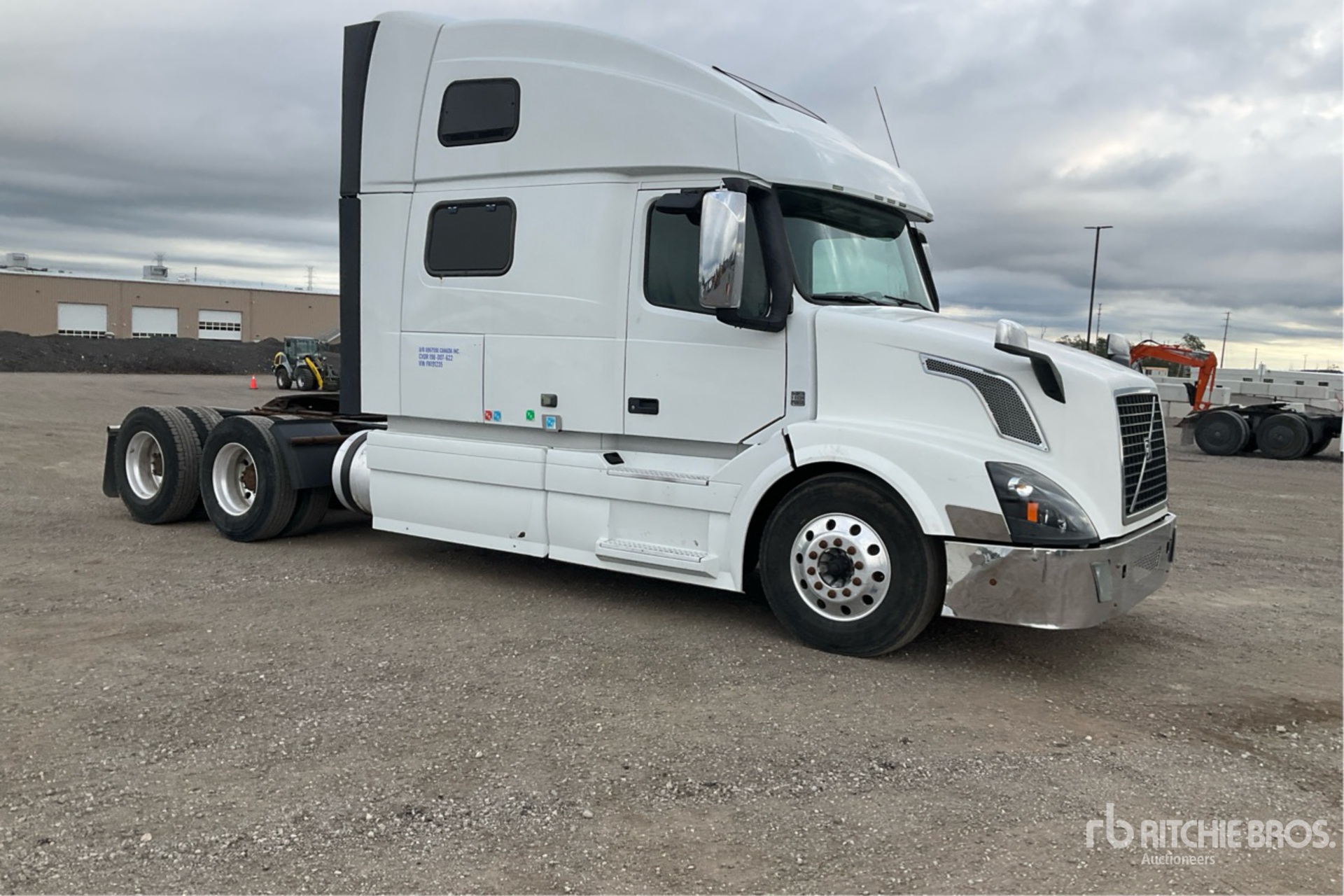 2015 Volvo VNL