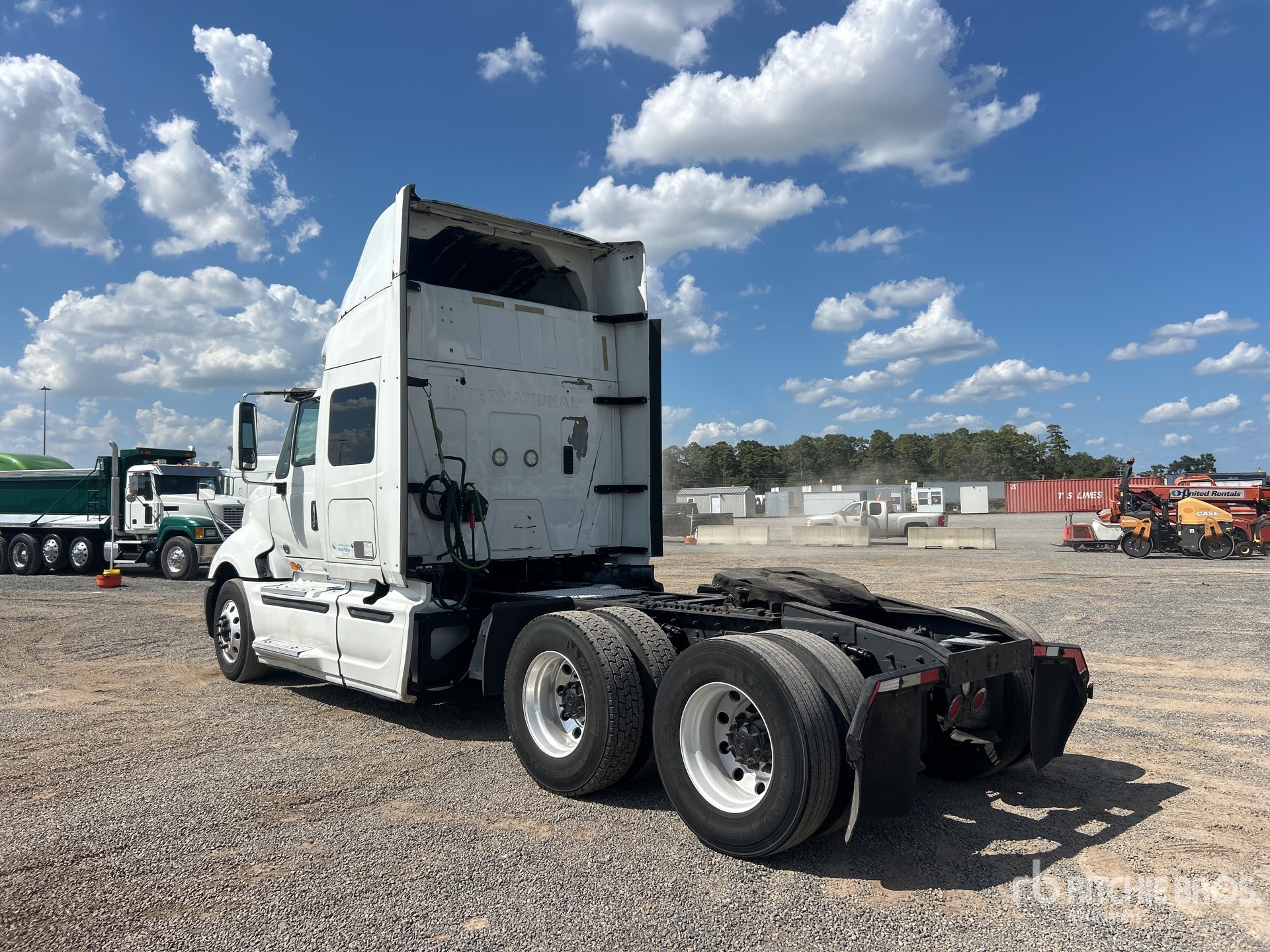 2015 International PROSTAR