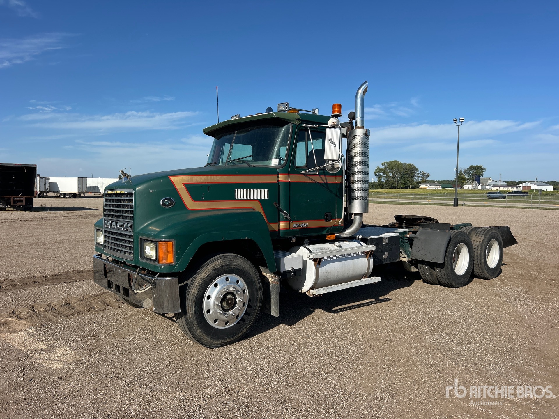 1998 Mack CH613