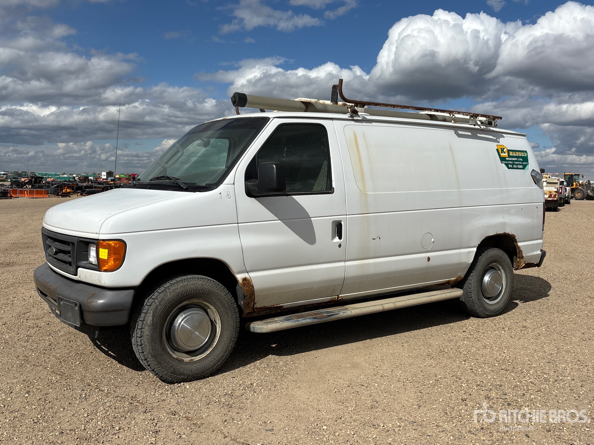 Photo of 2006 Ford E-250