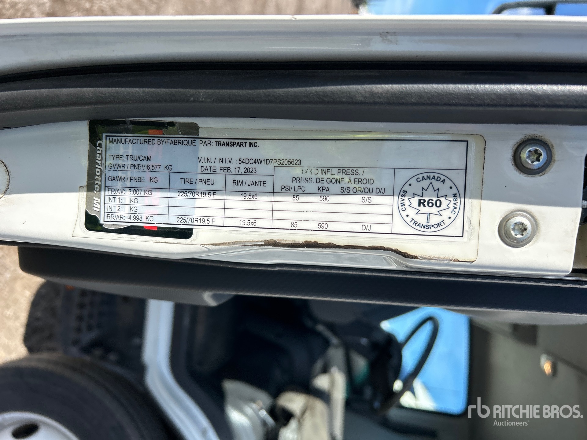 2023 Isuzu NPR HD