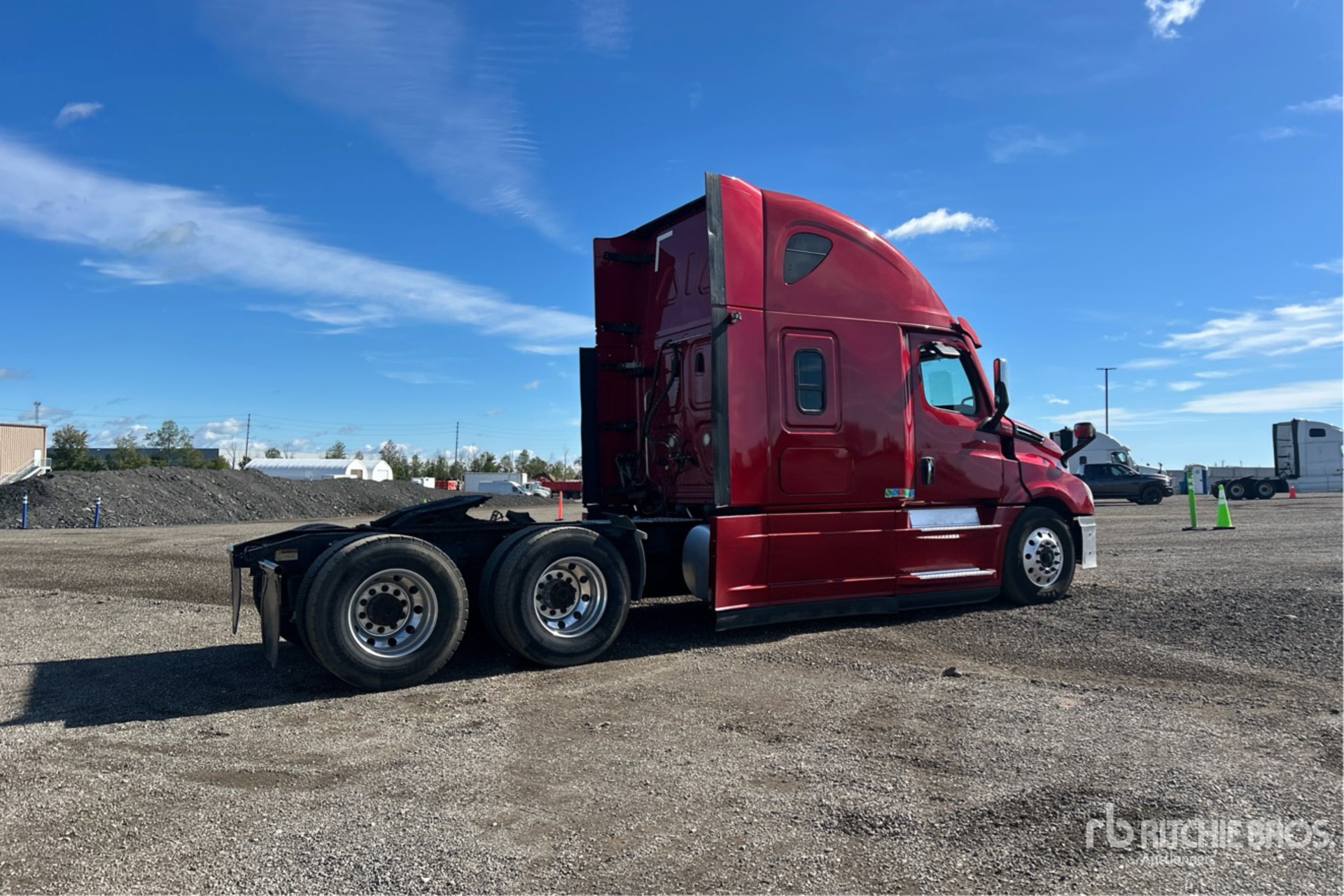 2022 Freightliner CASCADIA 126