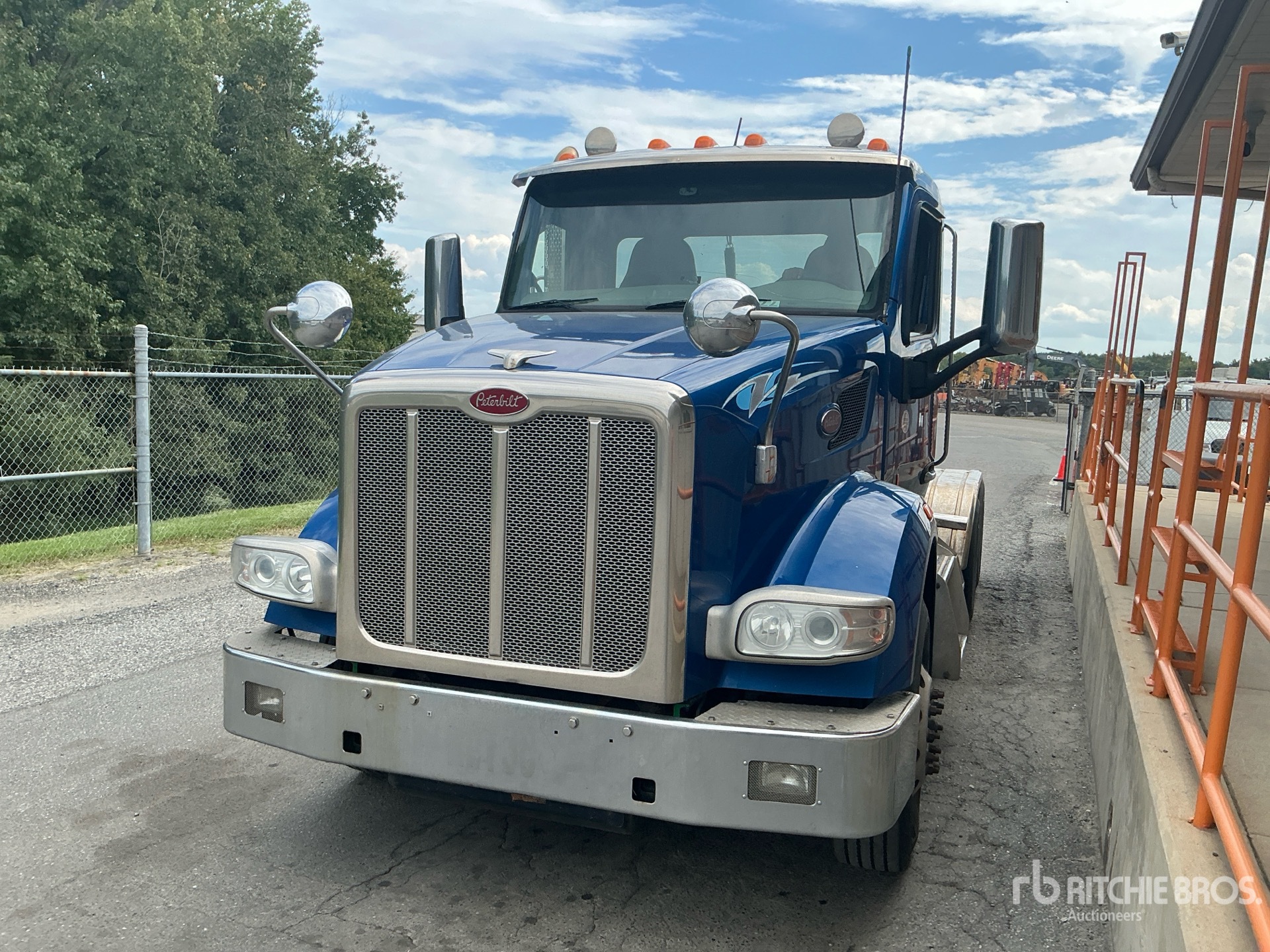 2020 Peterbilt 567