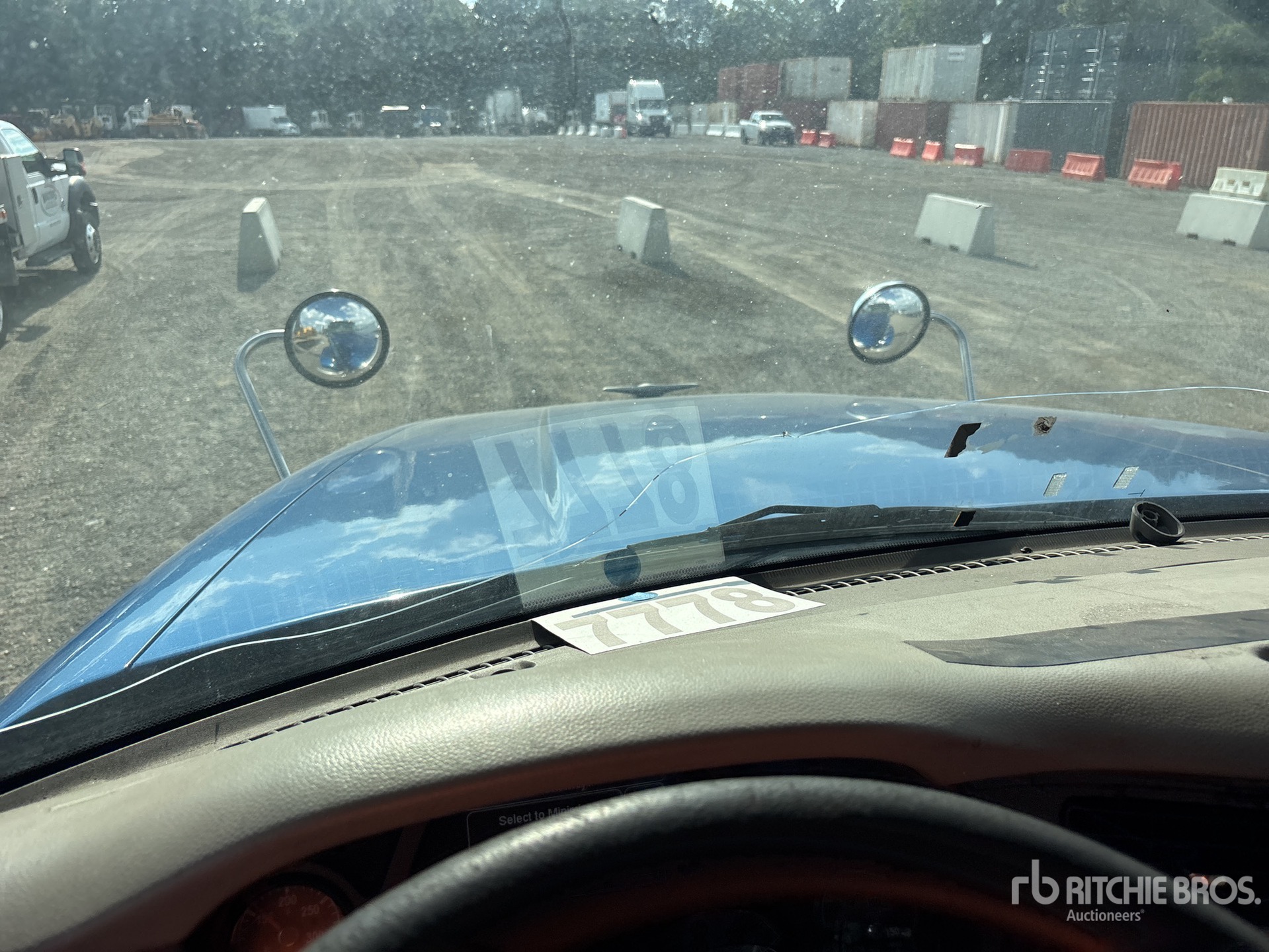 2020 Peterbilt 567