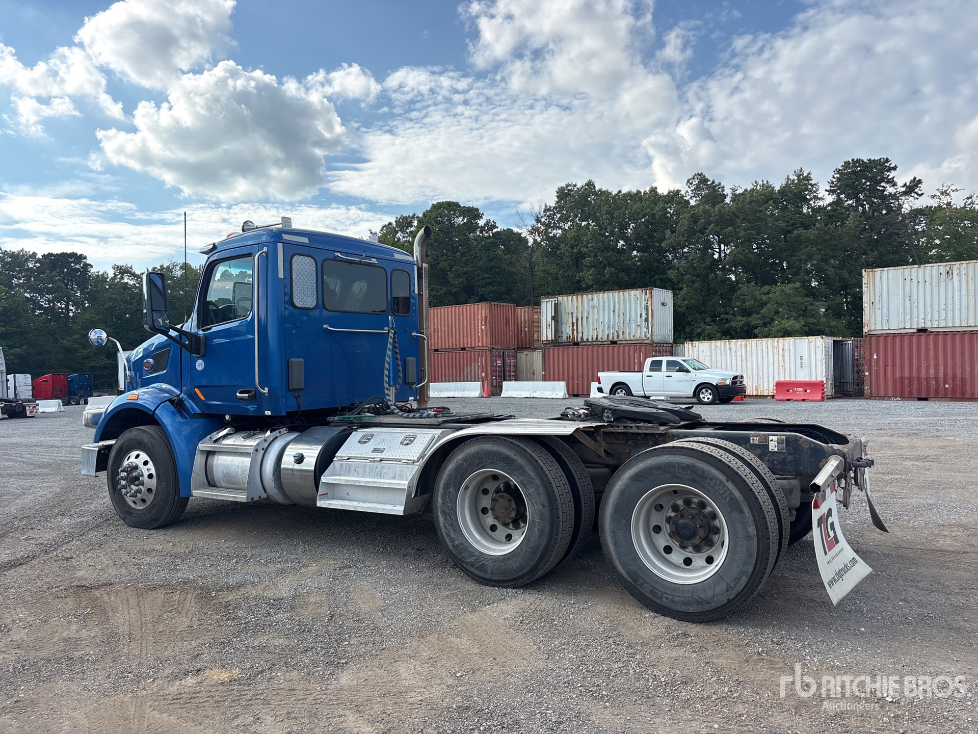2020 Peterbilt 567