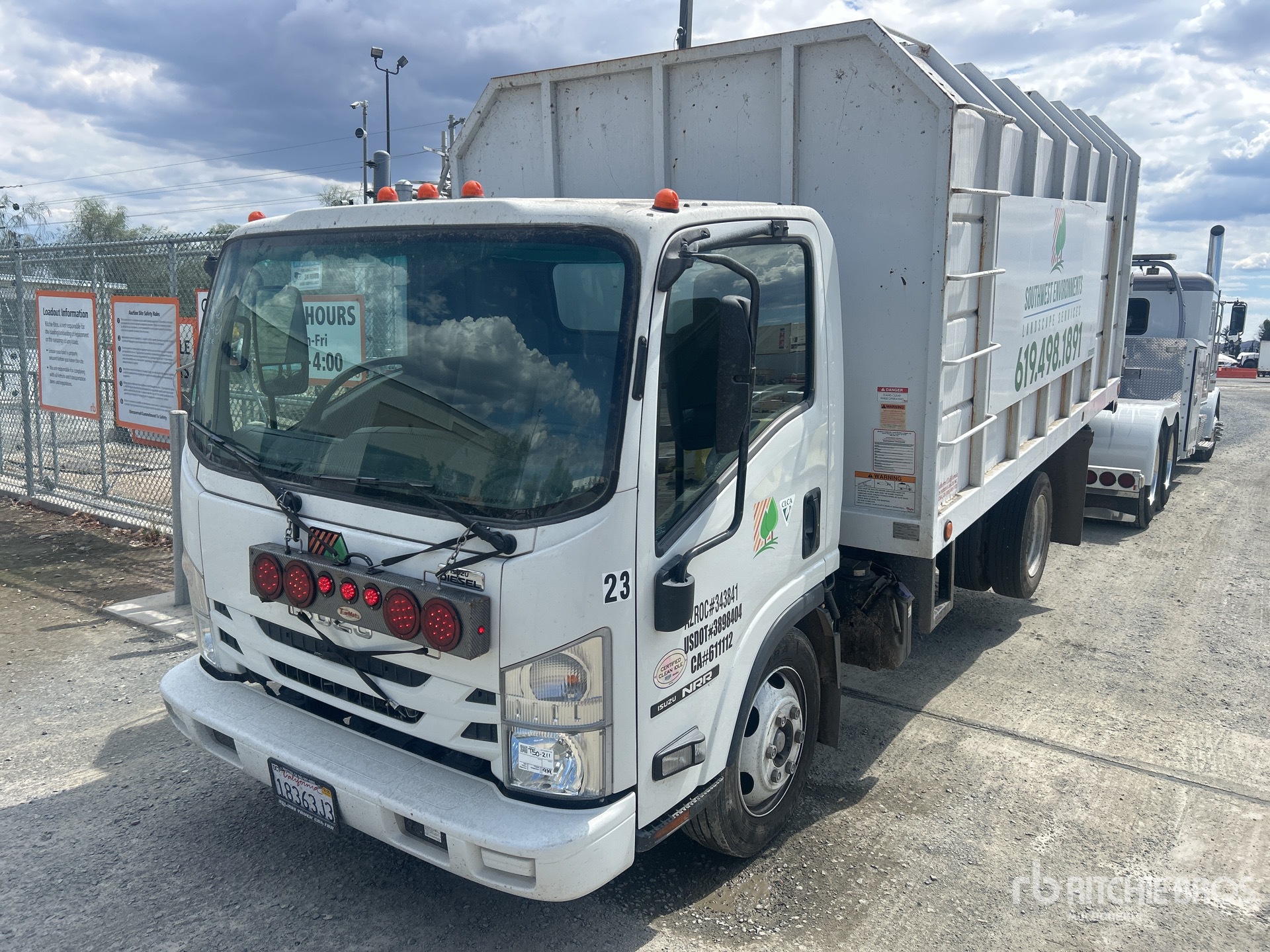 2022 Isuzu NPR