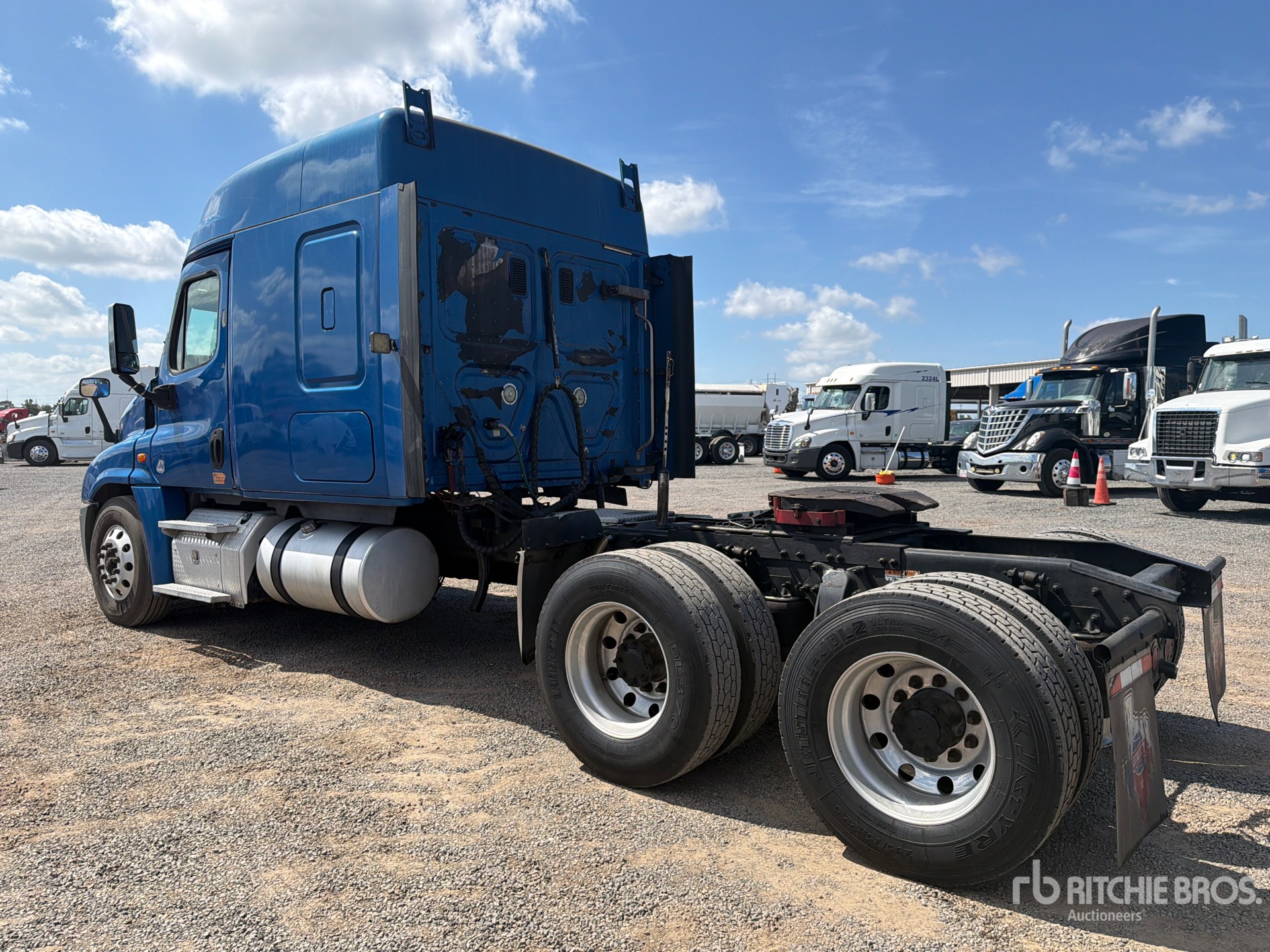 2017 Freightliner CASCADIA 125