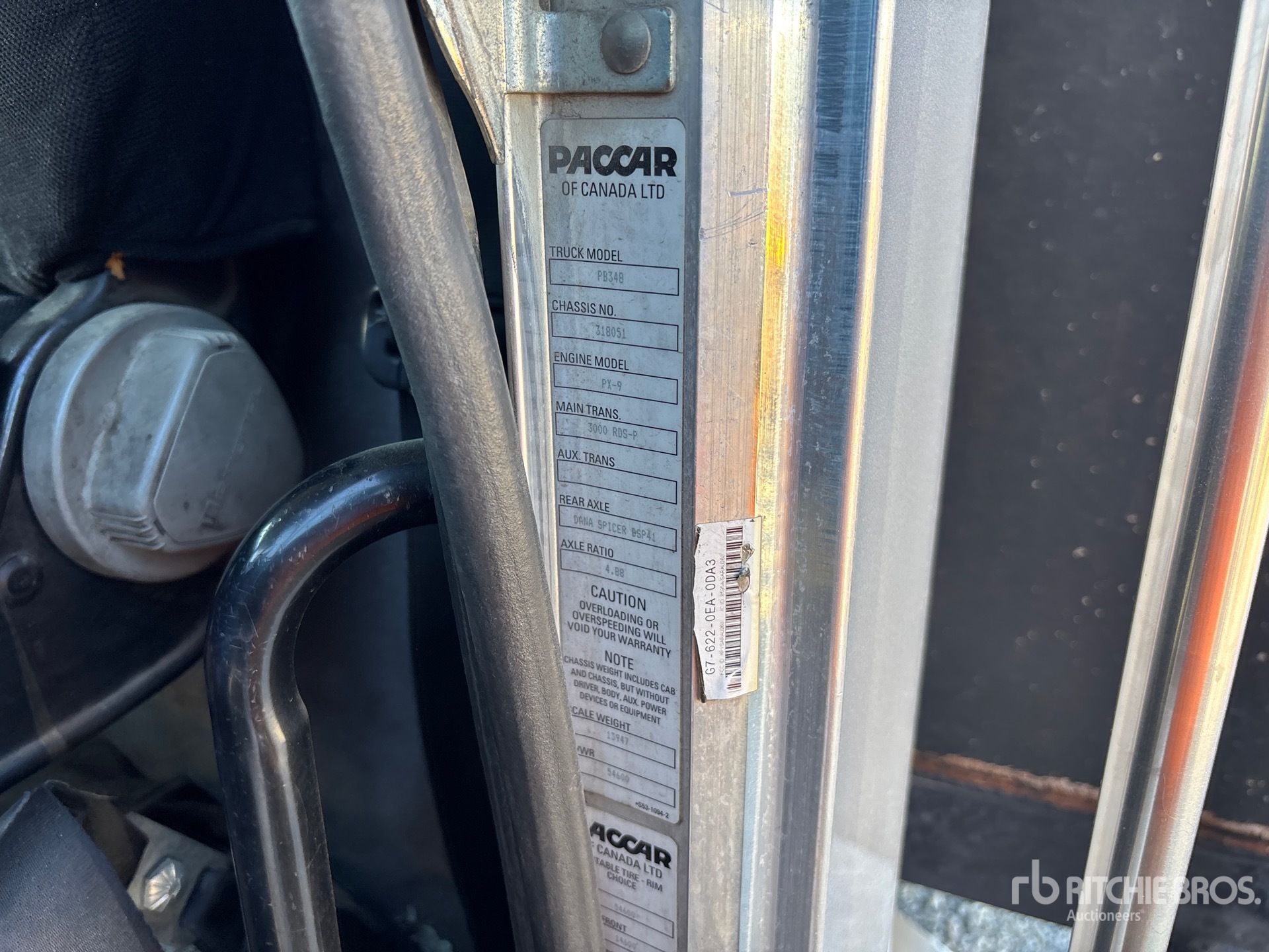 2016 Peterbilt 348