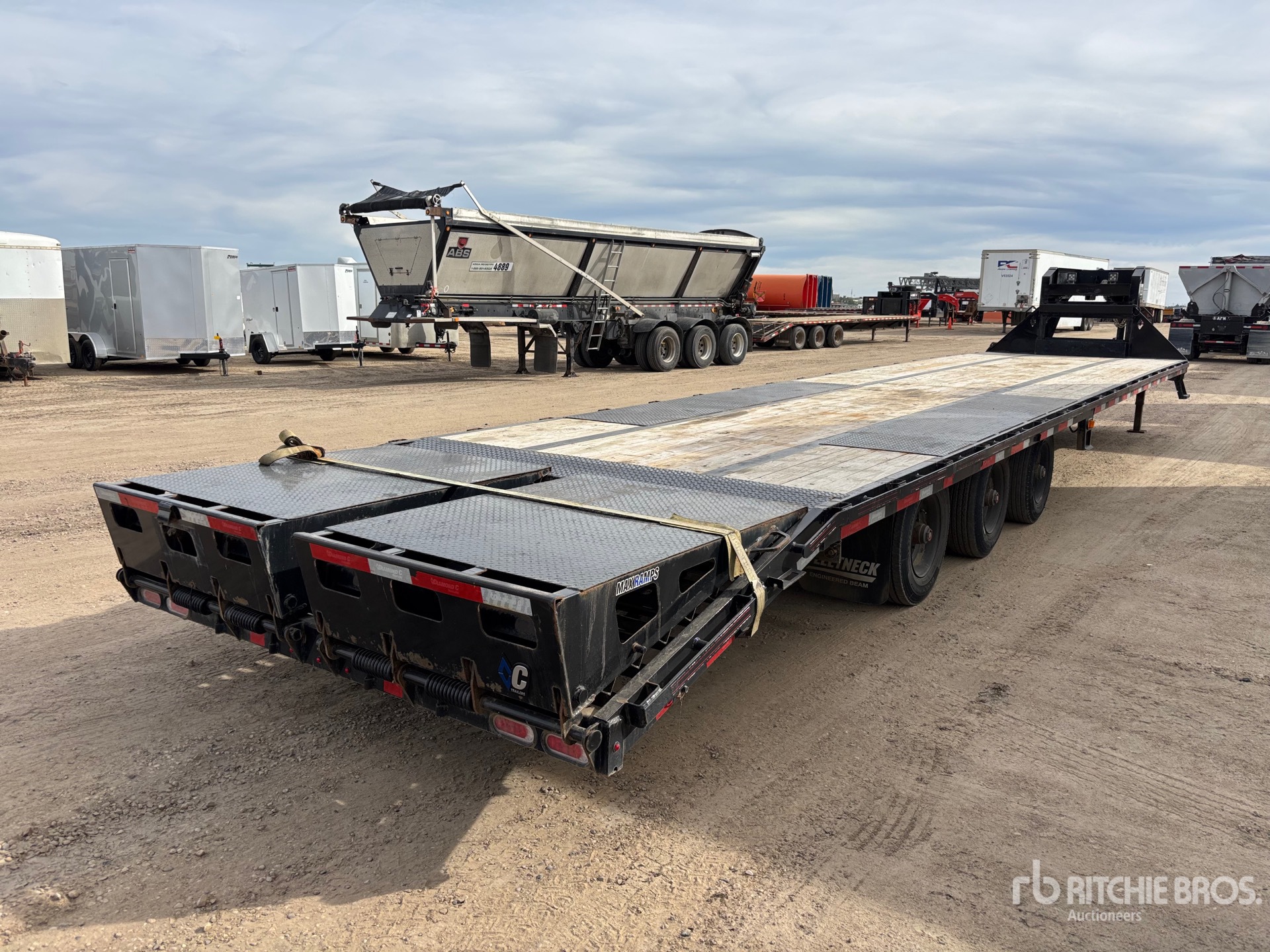 2024 Diamond C FMAX310