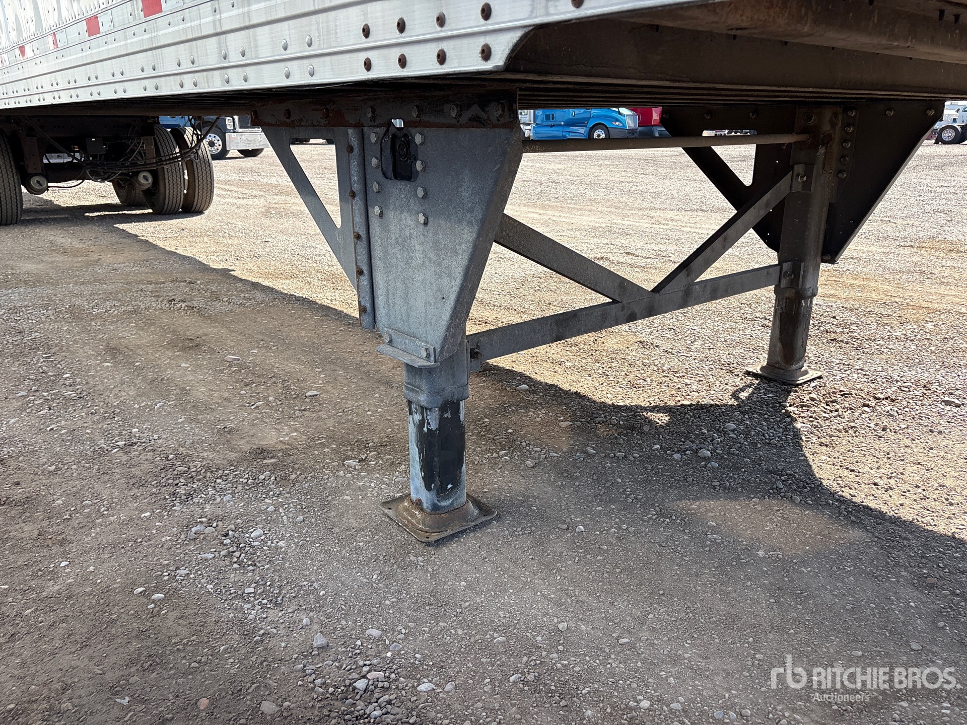 2016 Hyundai 53 ft x 102 in T/A