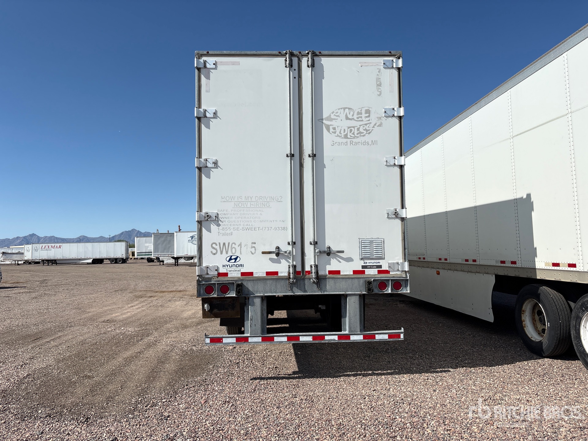 2016 Hyundai 53 ft x 102 in T/A