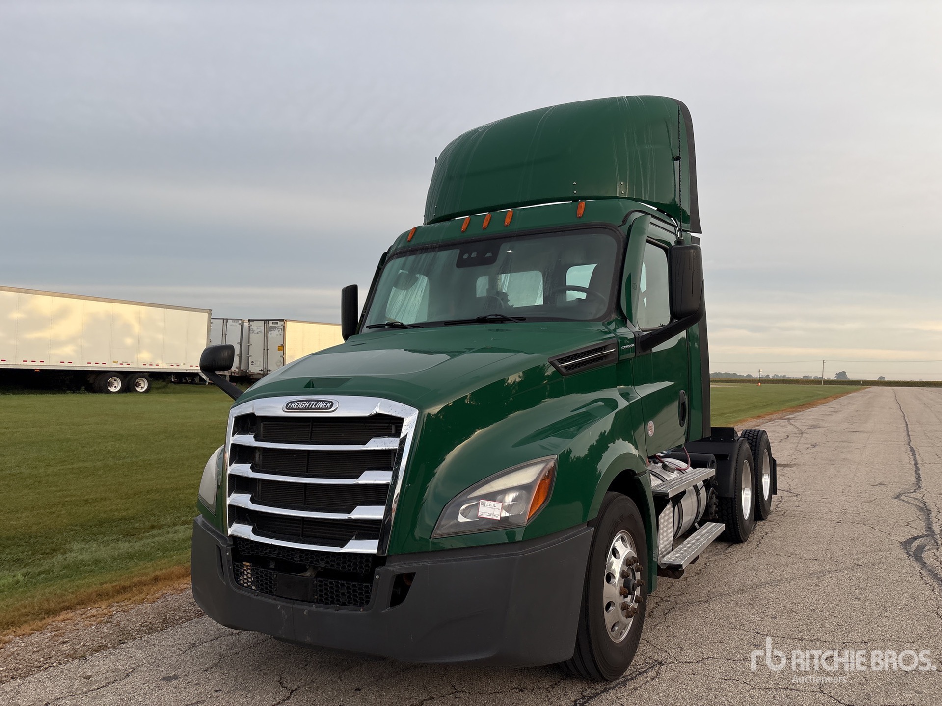 2024 Freightliner CASCADIA 126