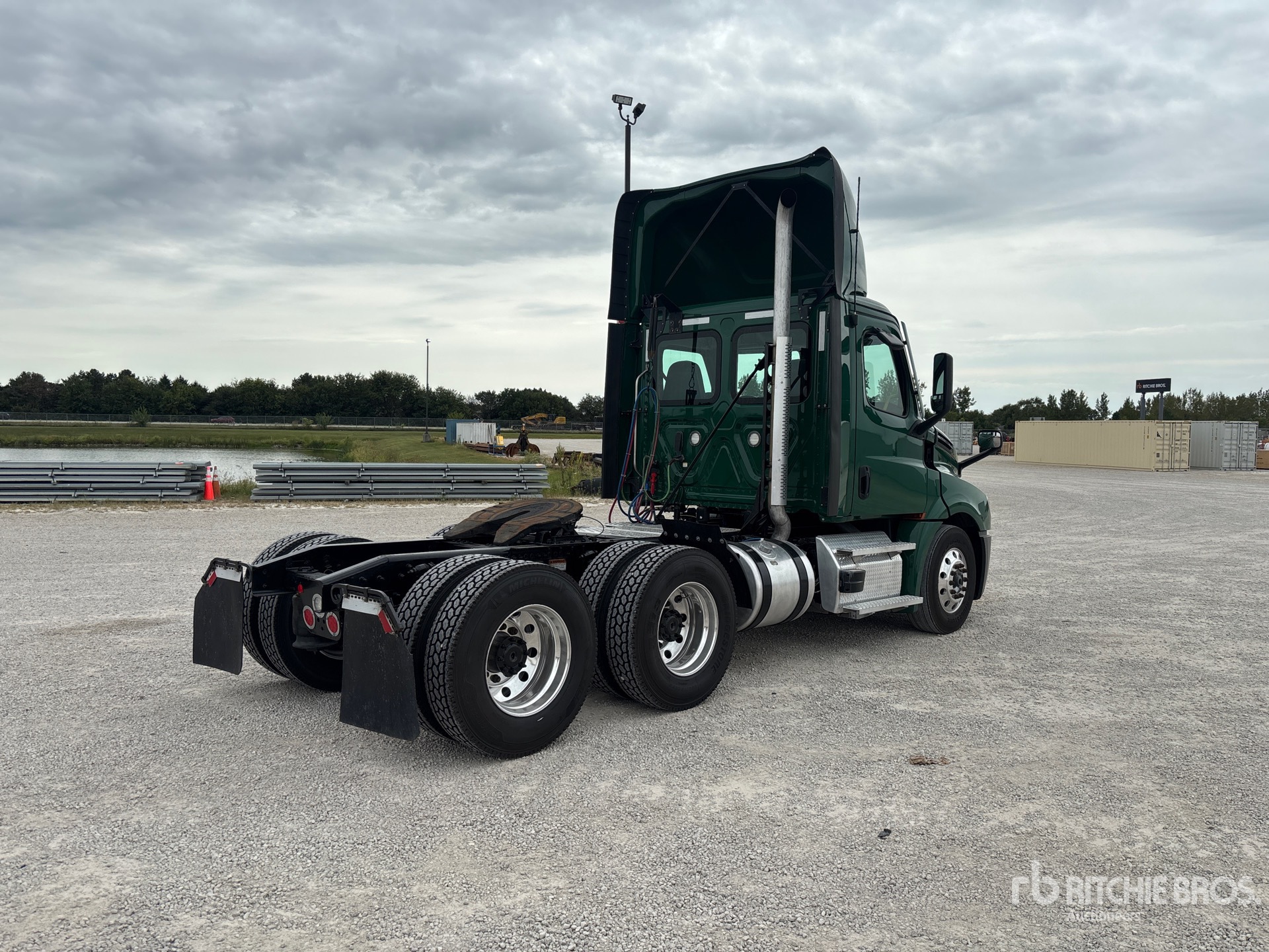 2024 Freightliner CASCADIA 126