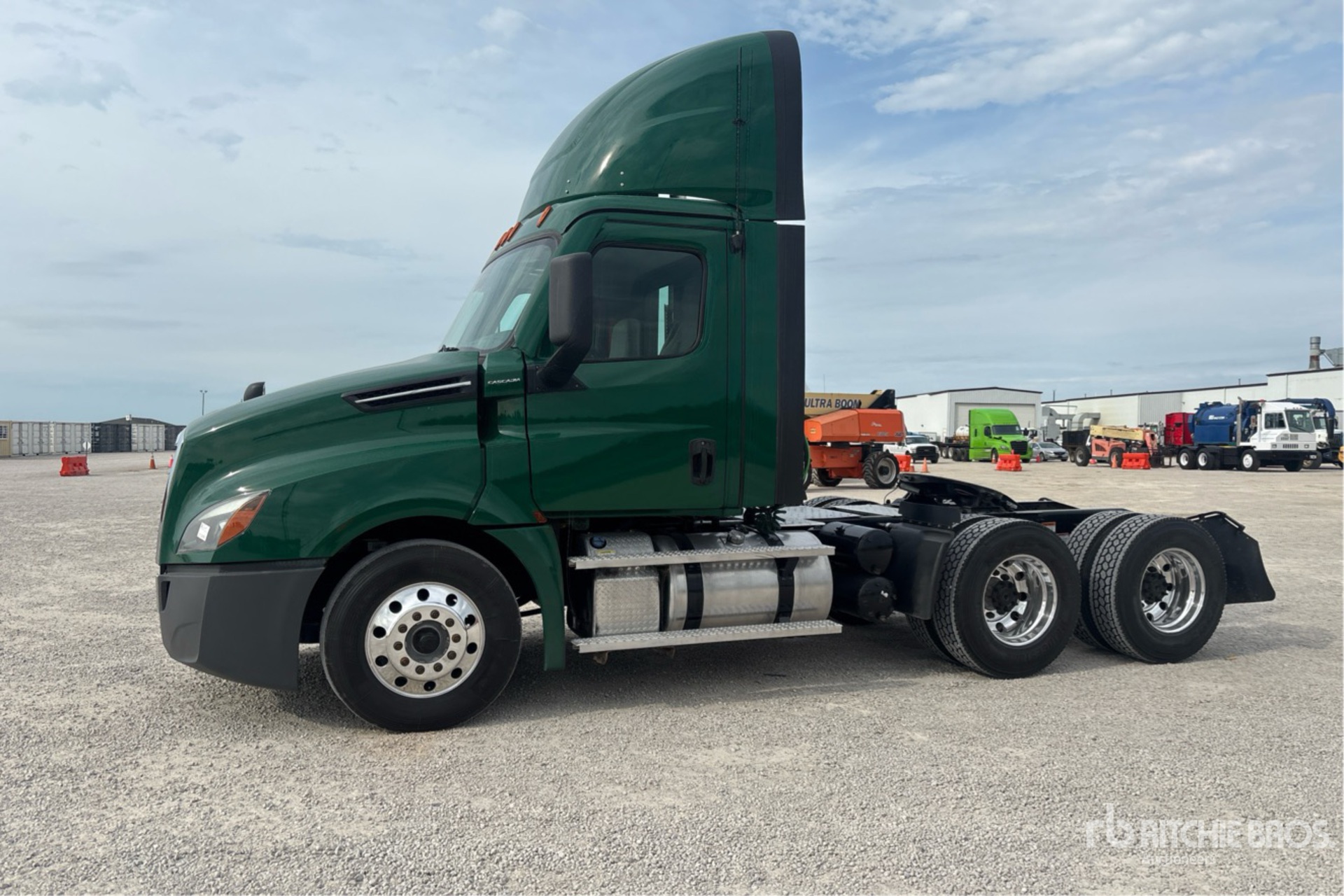 2023 Freightliner CASCADIA 126
