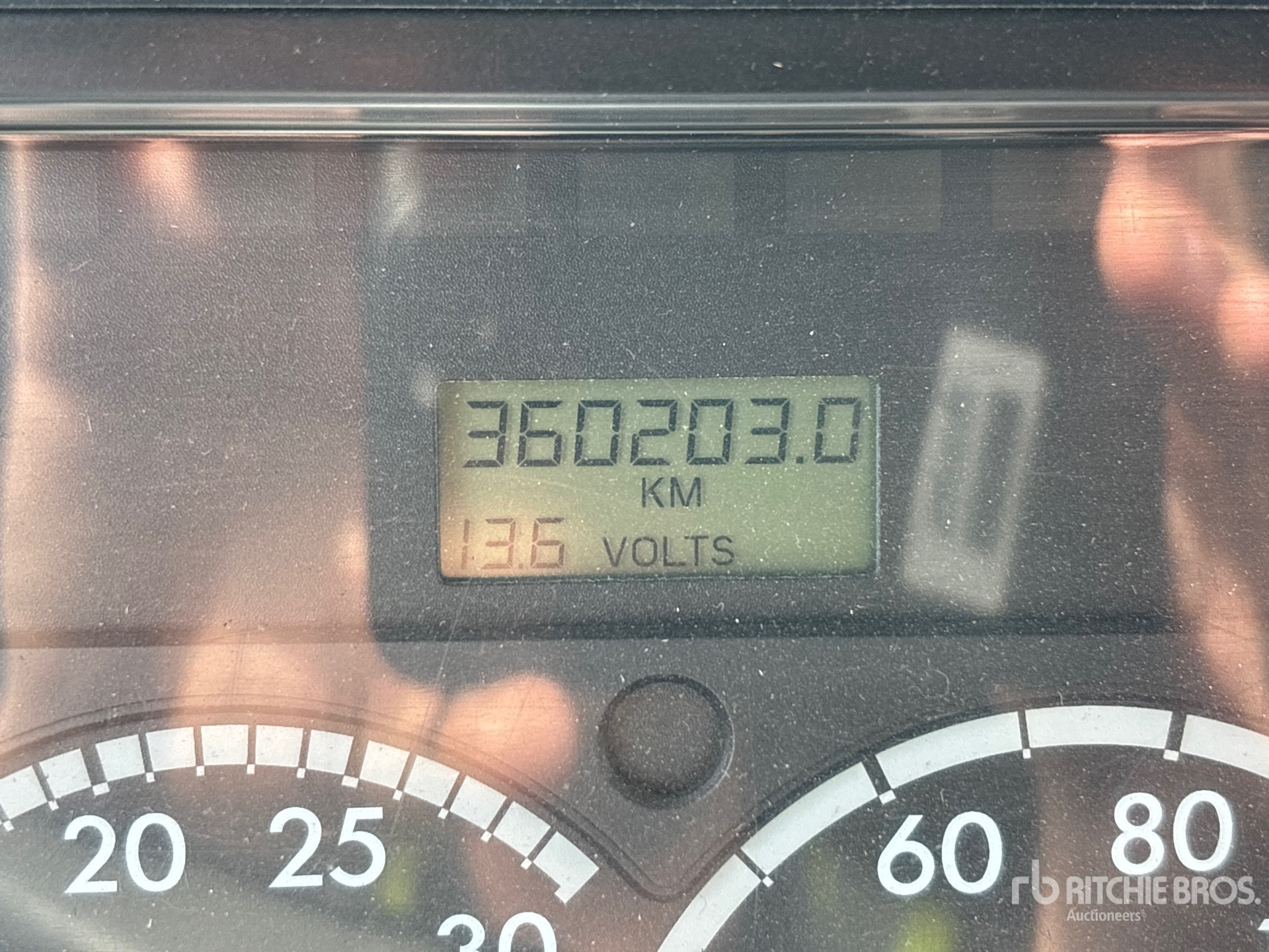2003 Freightliner Columbia 120