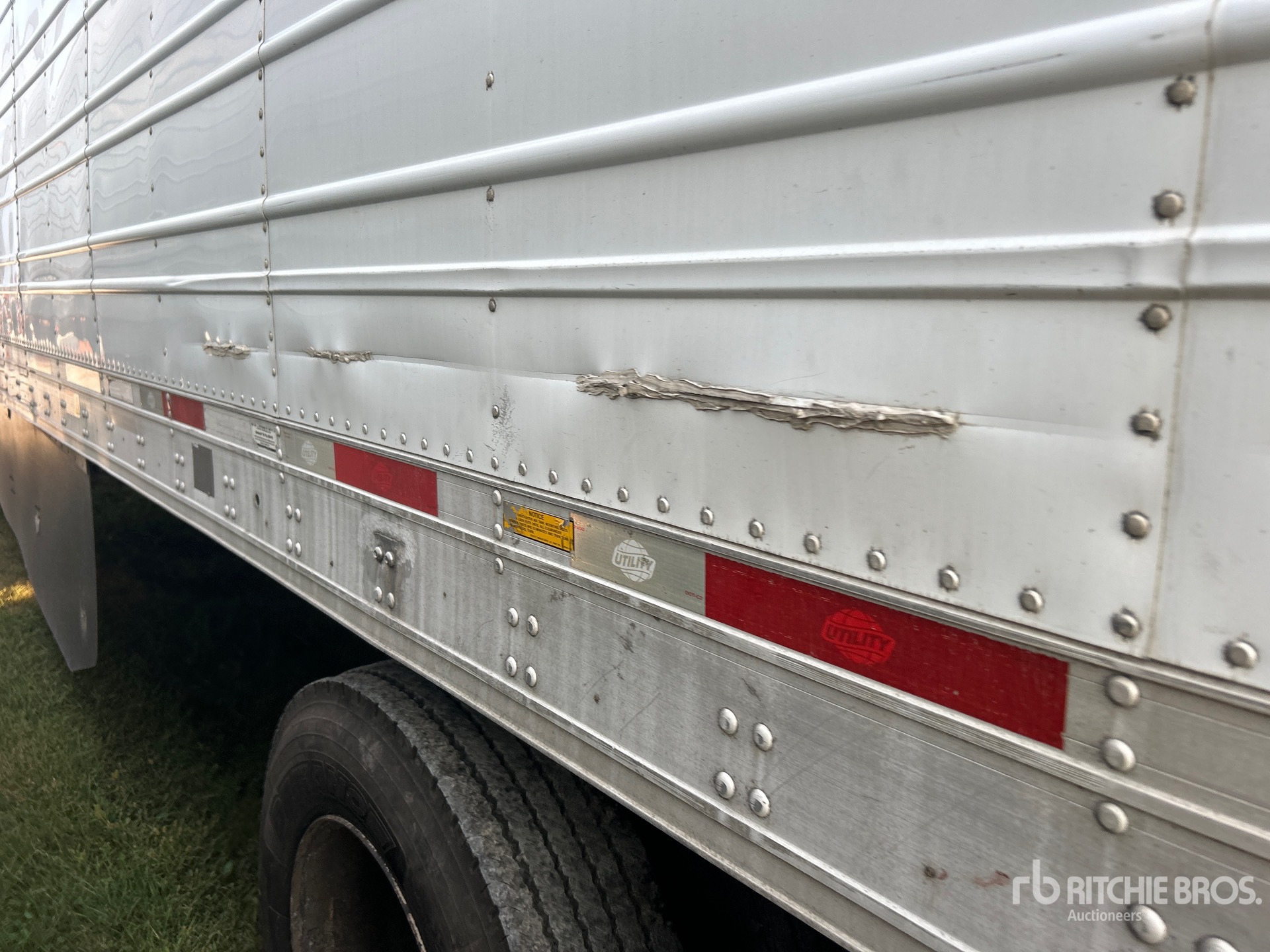 2014 Utility 53 FT X 102 IN T/A