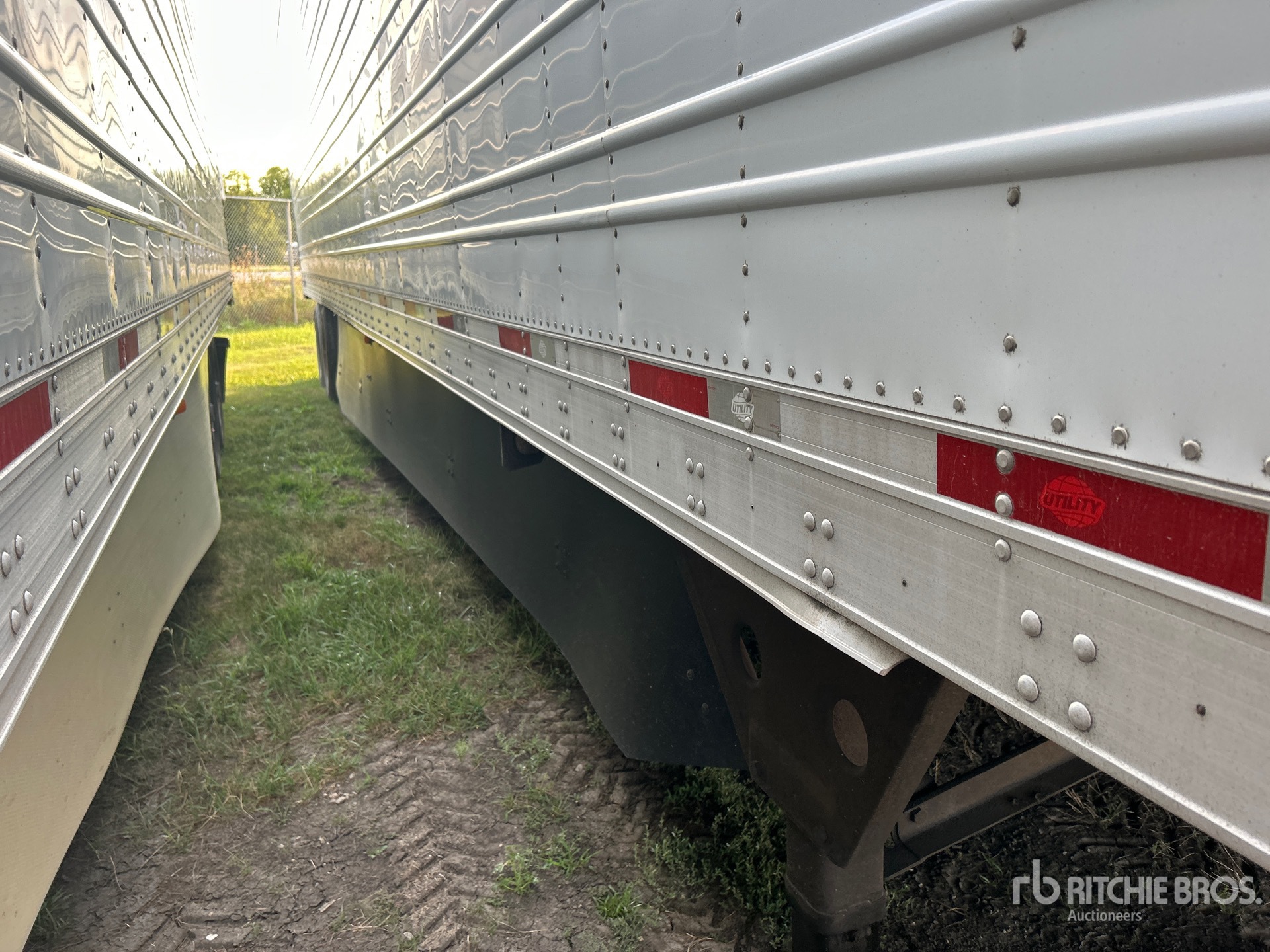 2014 Utility 53 FT X 102 IN T/A