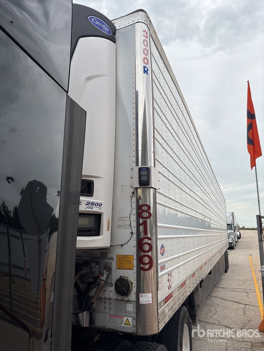 2014 Utility 53 FT T/A
