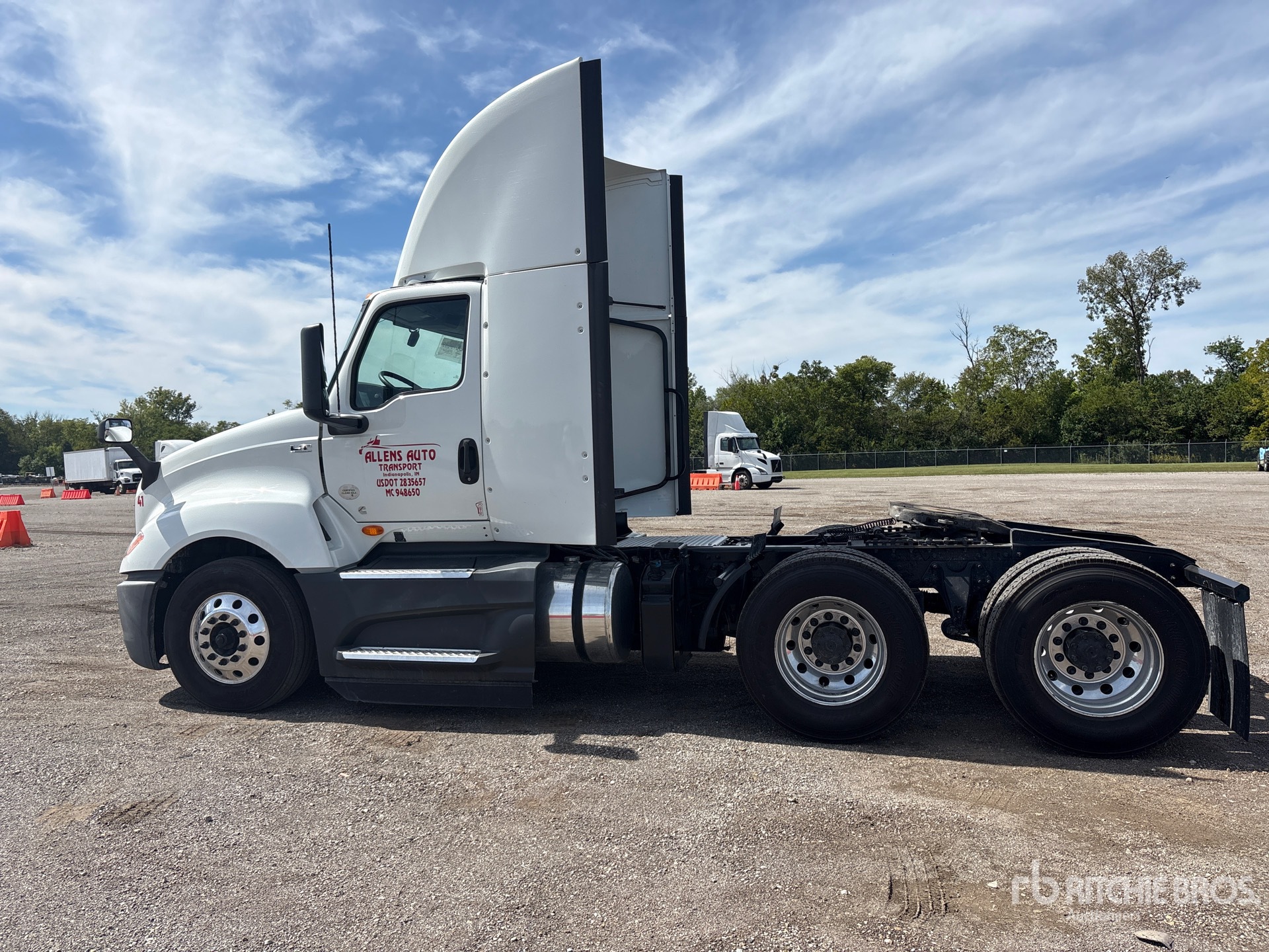 2021 International LT625