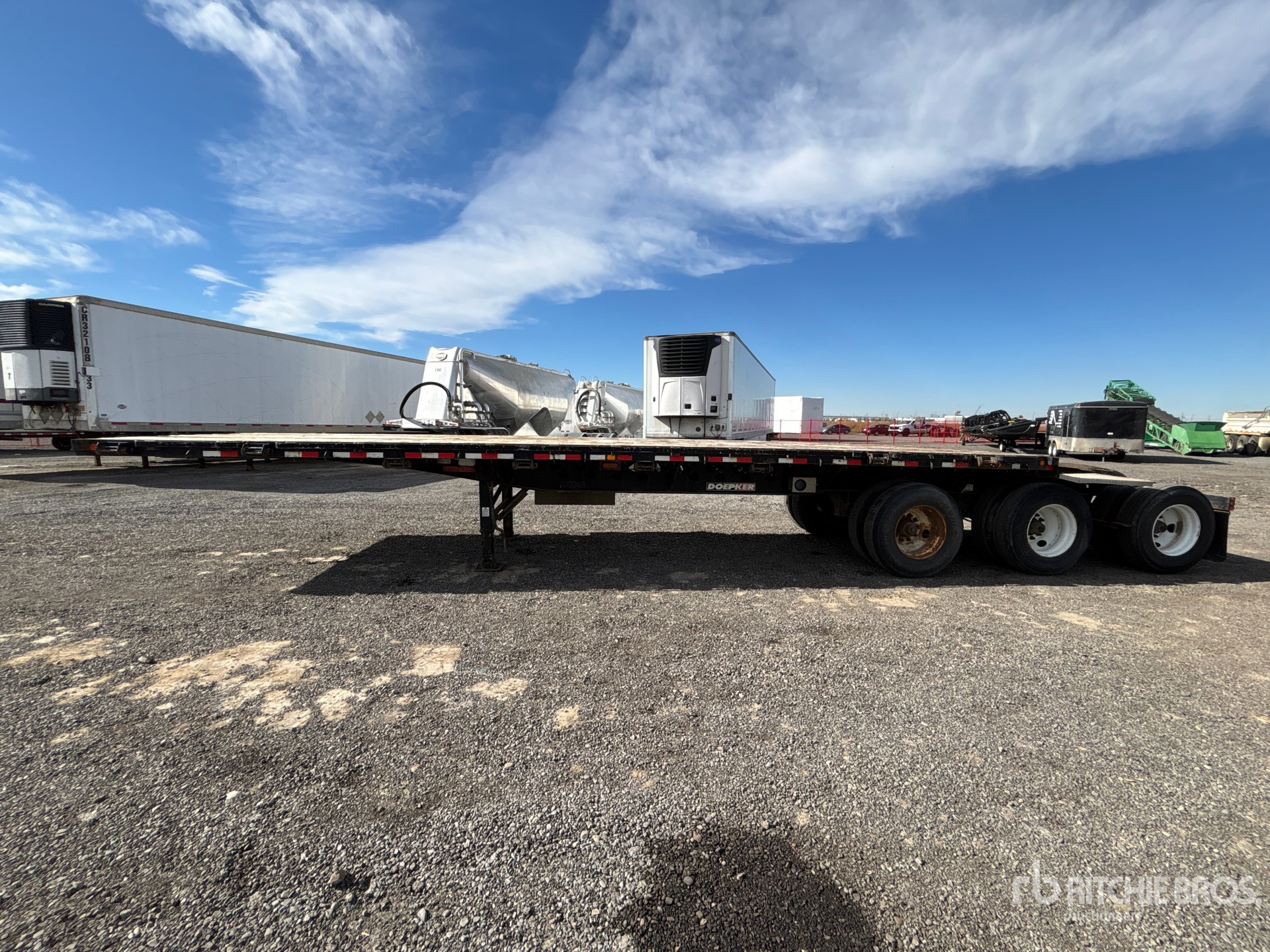 2014 Doepker 32 FT TRI/A SUPER B-TRAIN LEAD