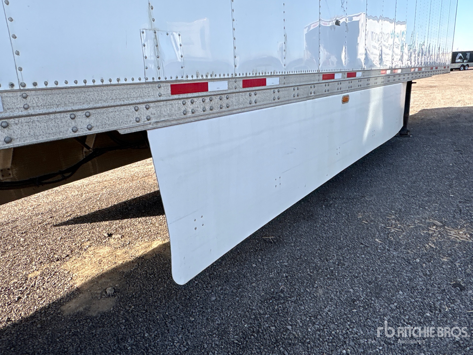 2013 Vanguard 53 FT X 102 IN T/A
