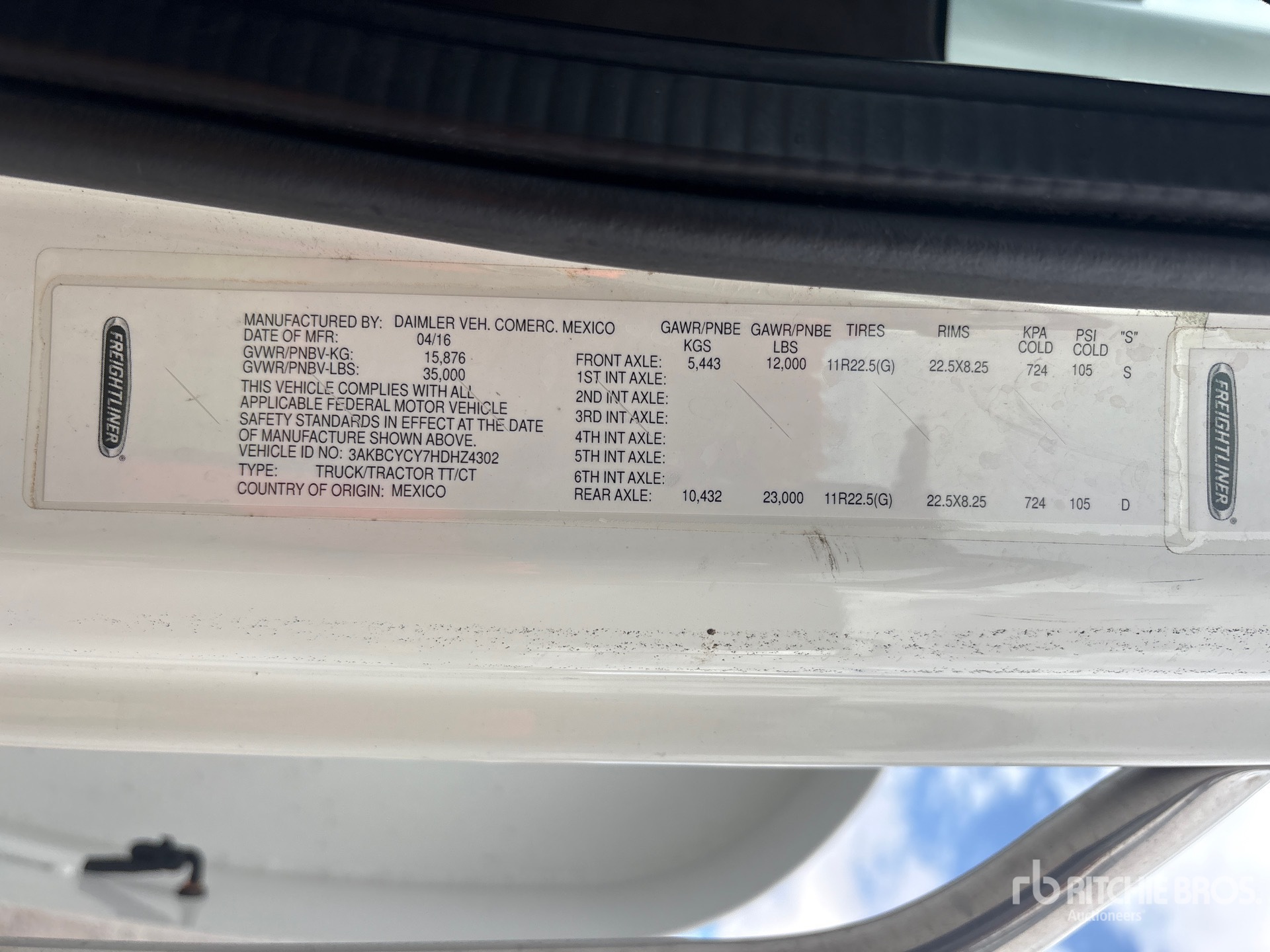 2017 Freightliner M2 106