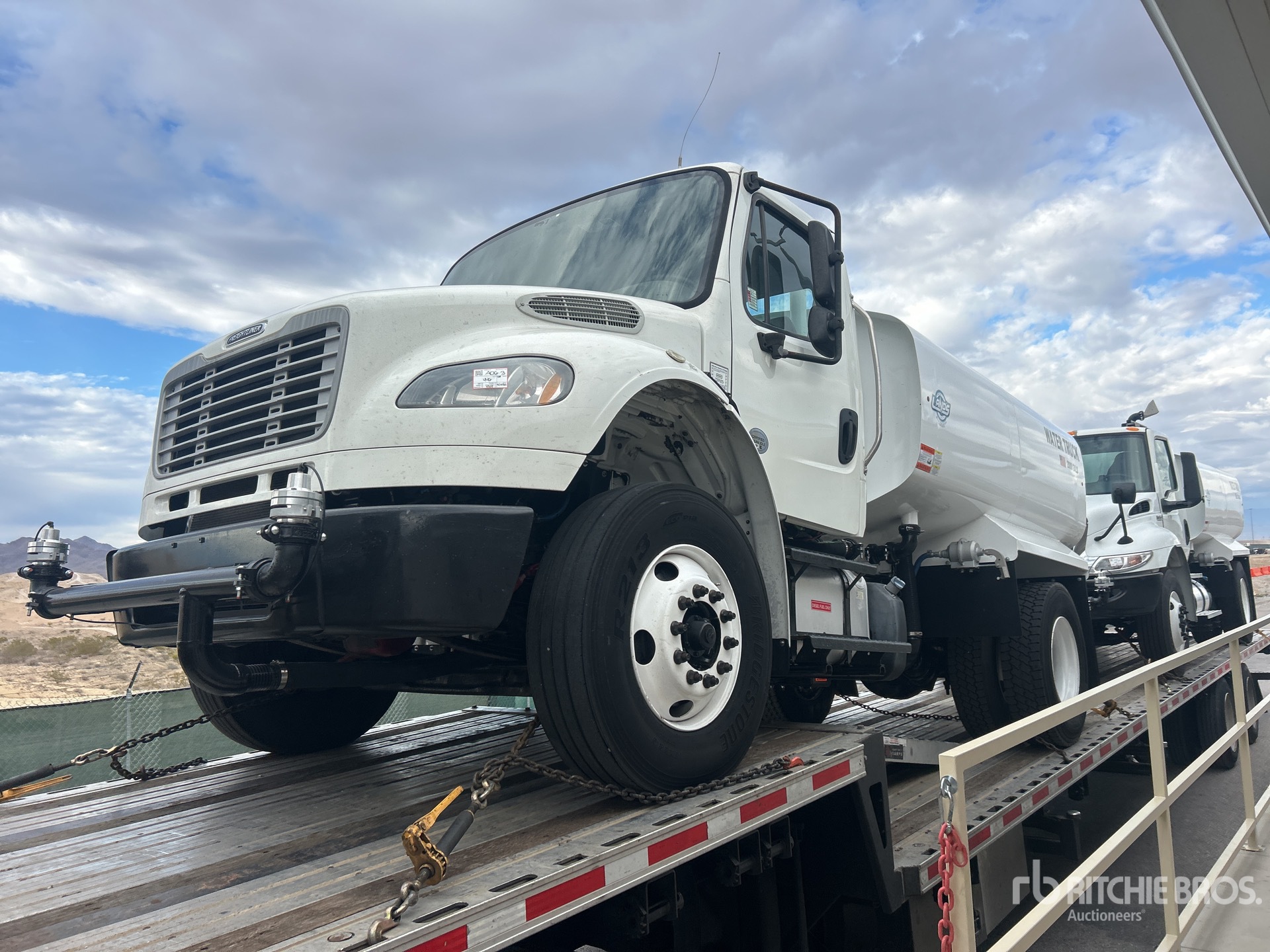2017 Freightliner M2 106