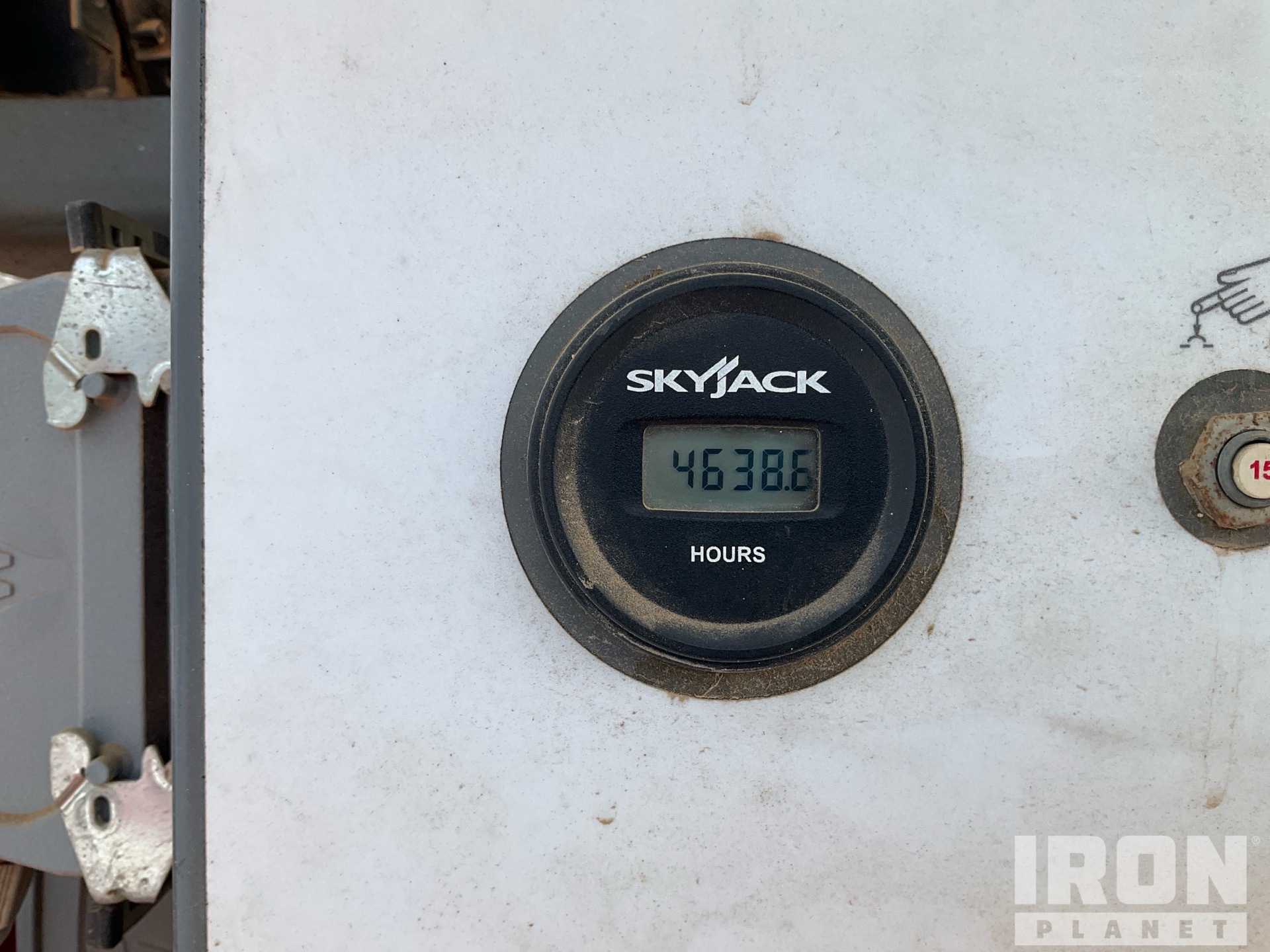 2017 Skyjack SJ61T