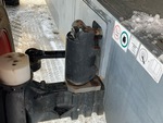 Hydraulics with Frame Leveling Cylinders