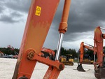 Hydraulics with Bucket Cylinder