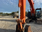 Hydraulics with Bucket Cylinder