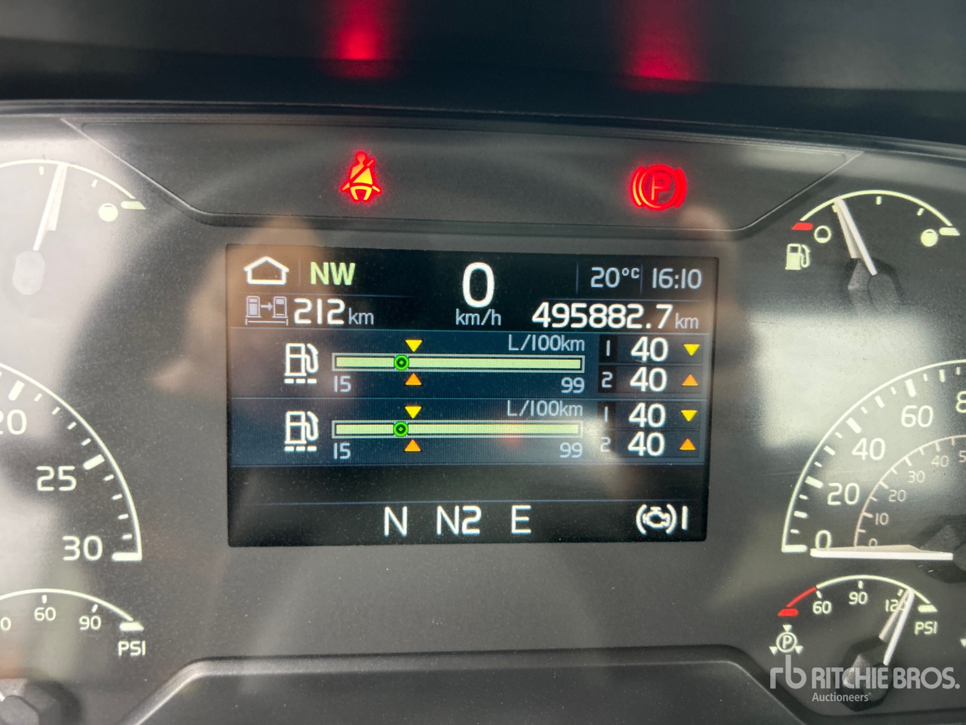 2020 Volvo VNR