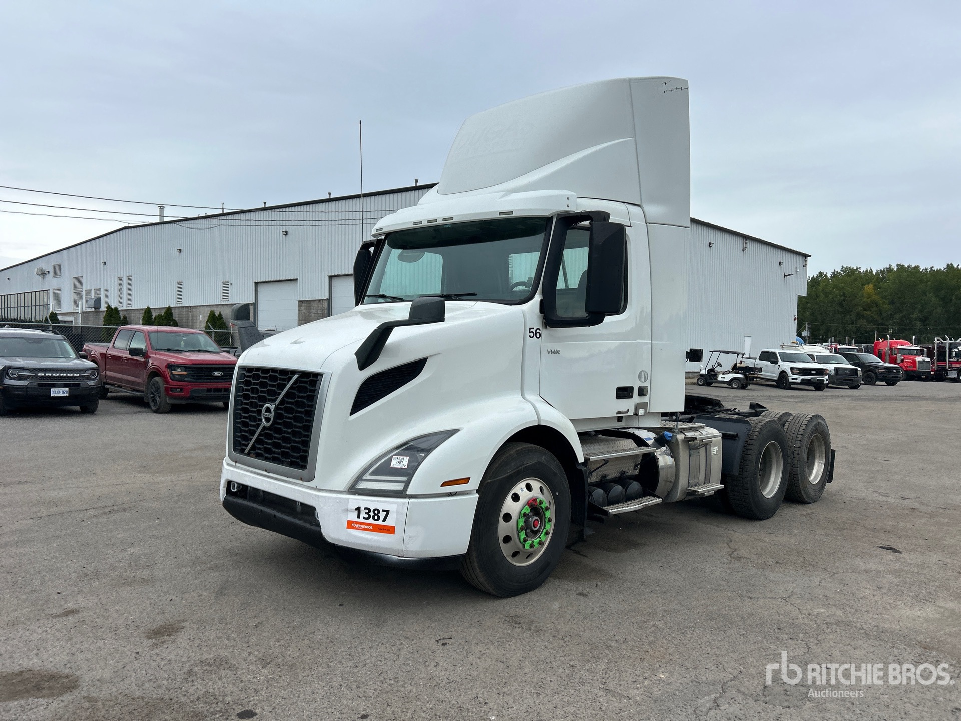 2020 Volvo VNR