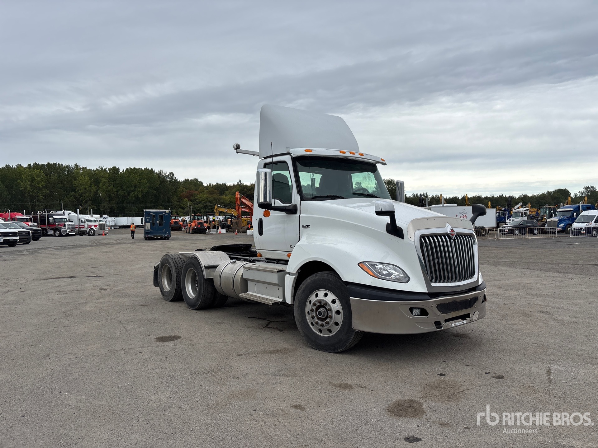 2019 International LT625