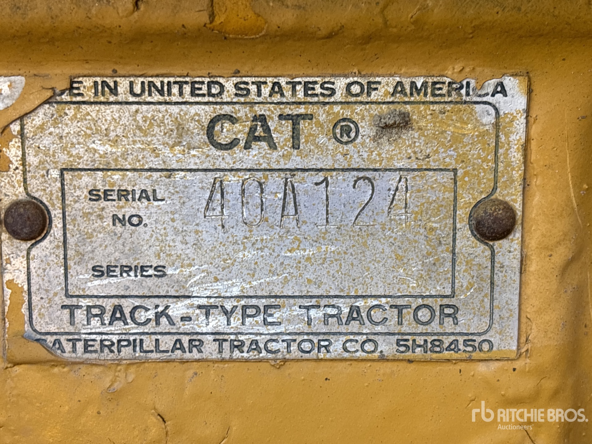 Caterpillar D4