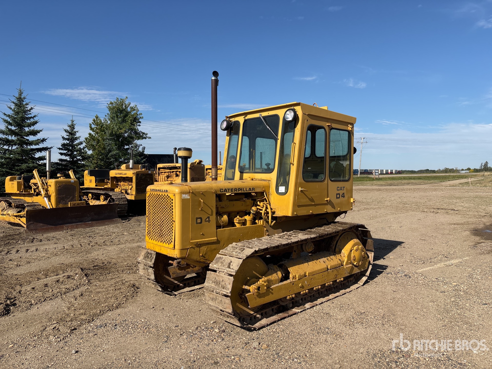  Caterpillar D4