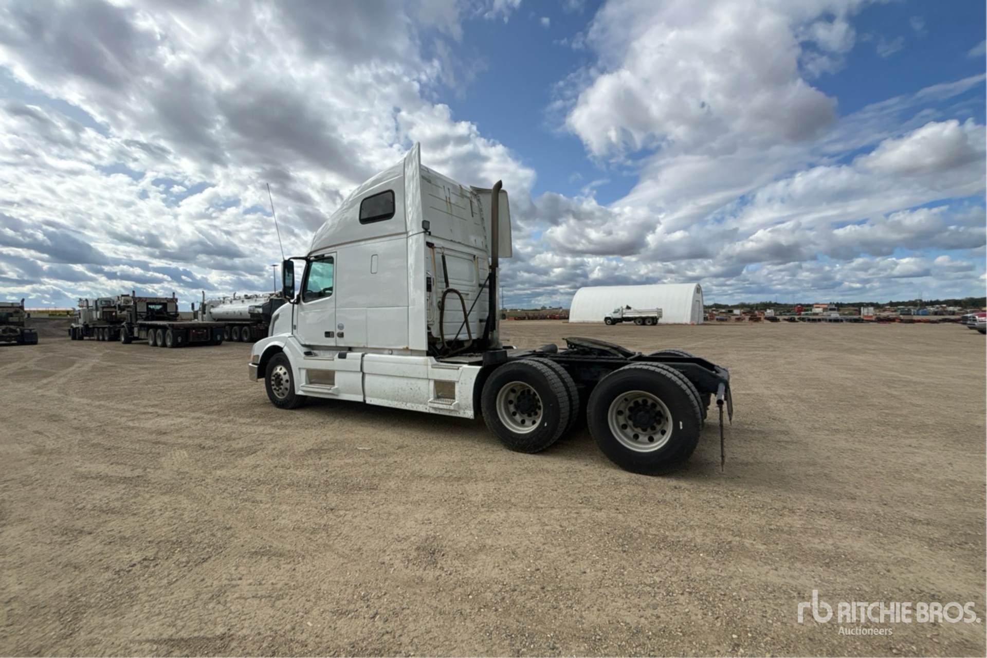 2014 Volvo VNL