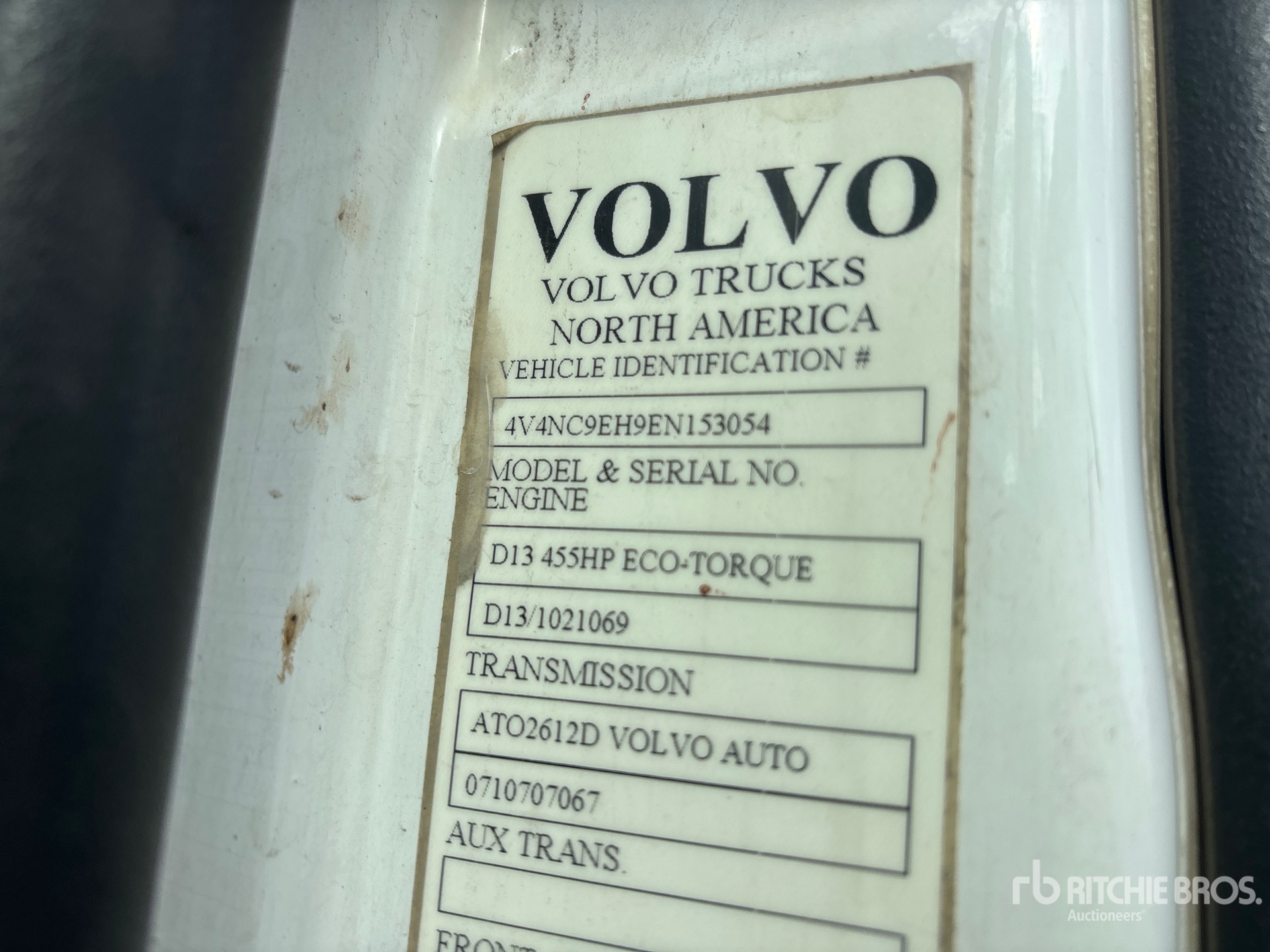 2014 Volvo VNL