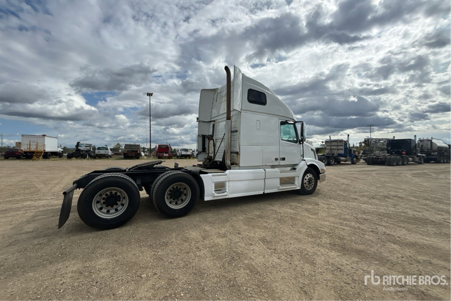 2014 Volvo VNL