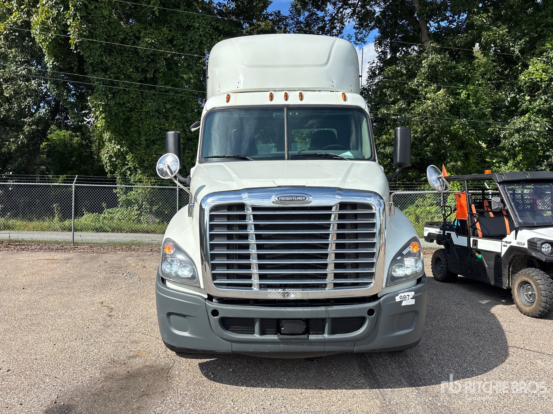2019 Freightliner CASCADIA 125
