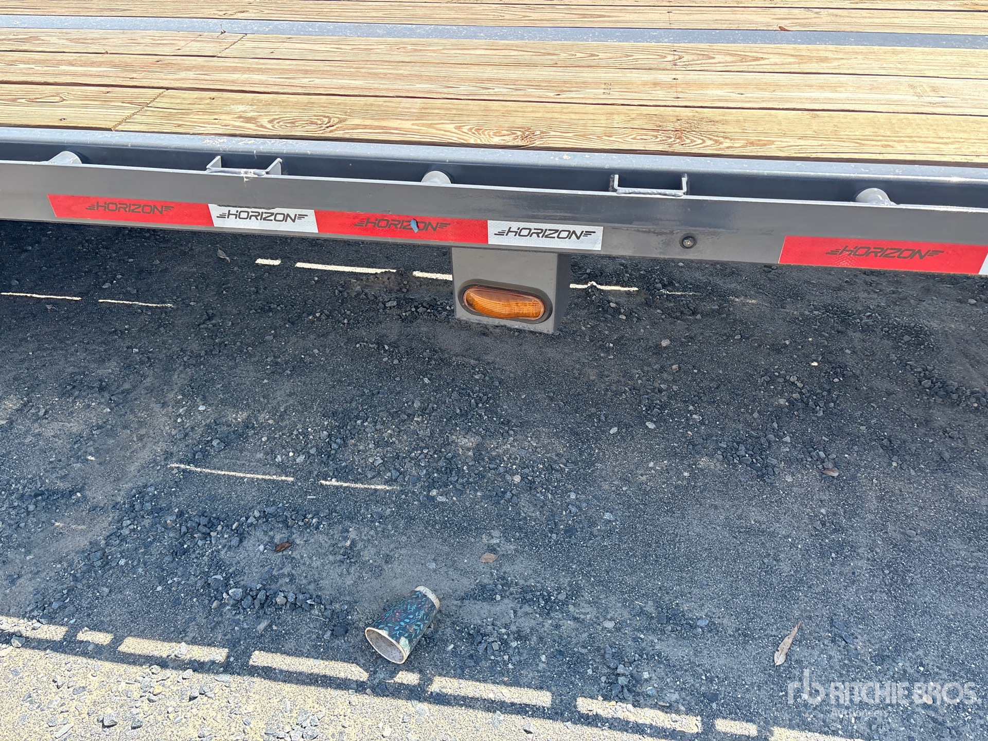2026 Horizon 31 ft T/A Gooseneck