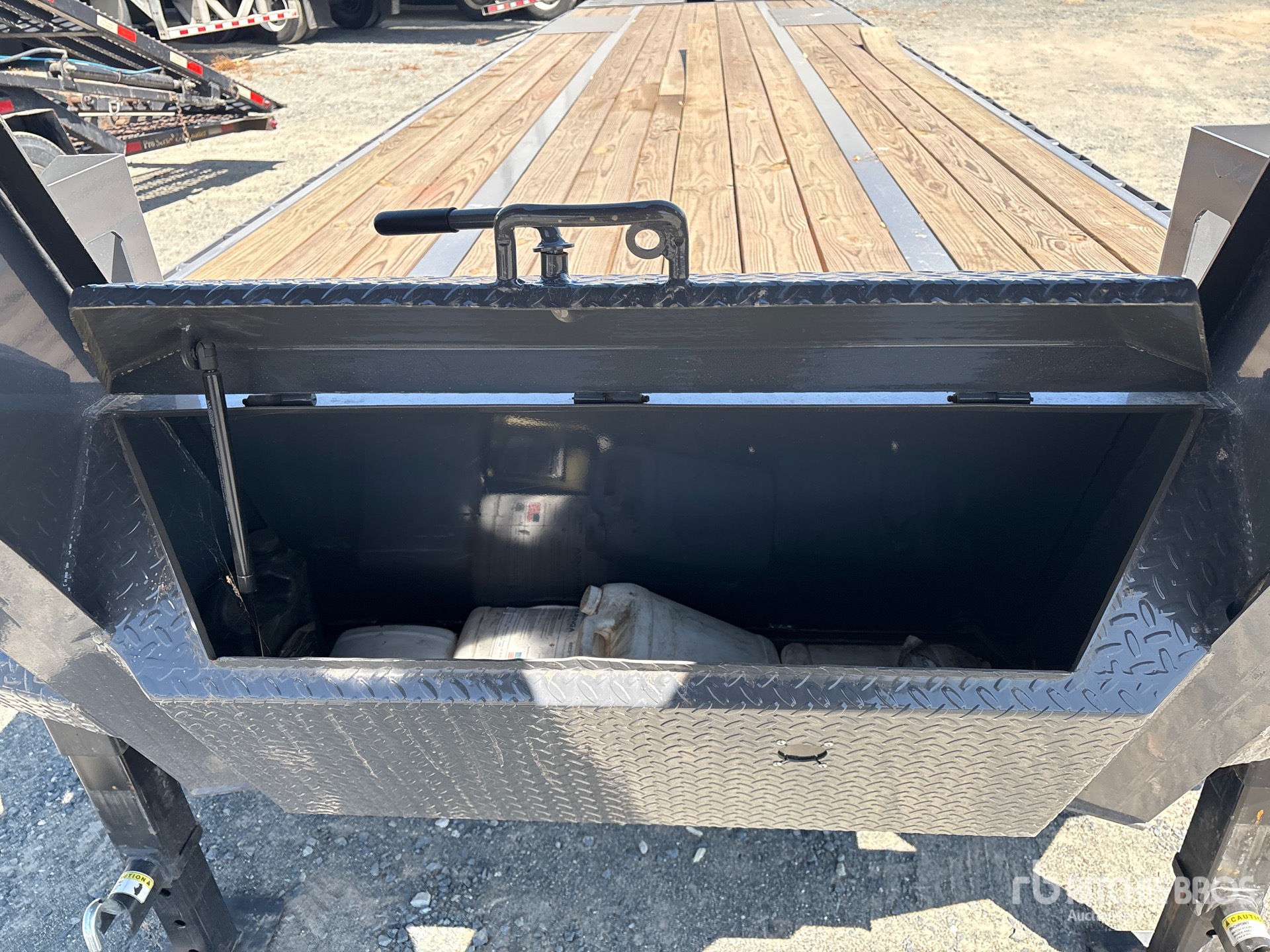 2026 Horizon 31 ft T/A Gooseneck