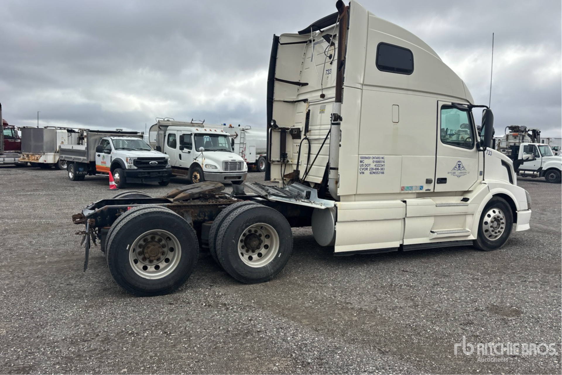 2013 Volvo VNL