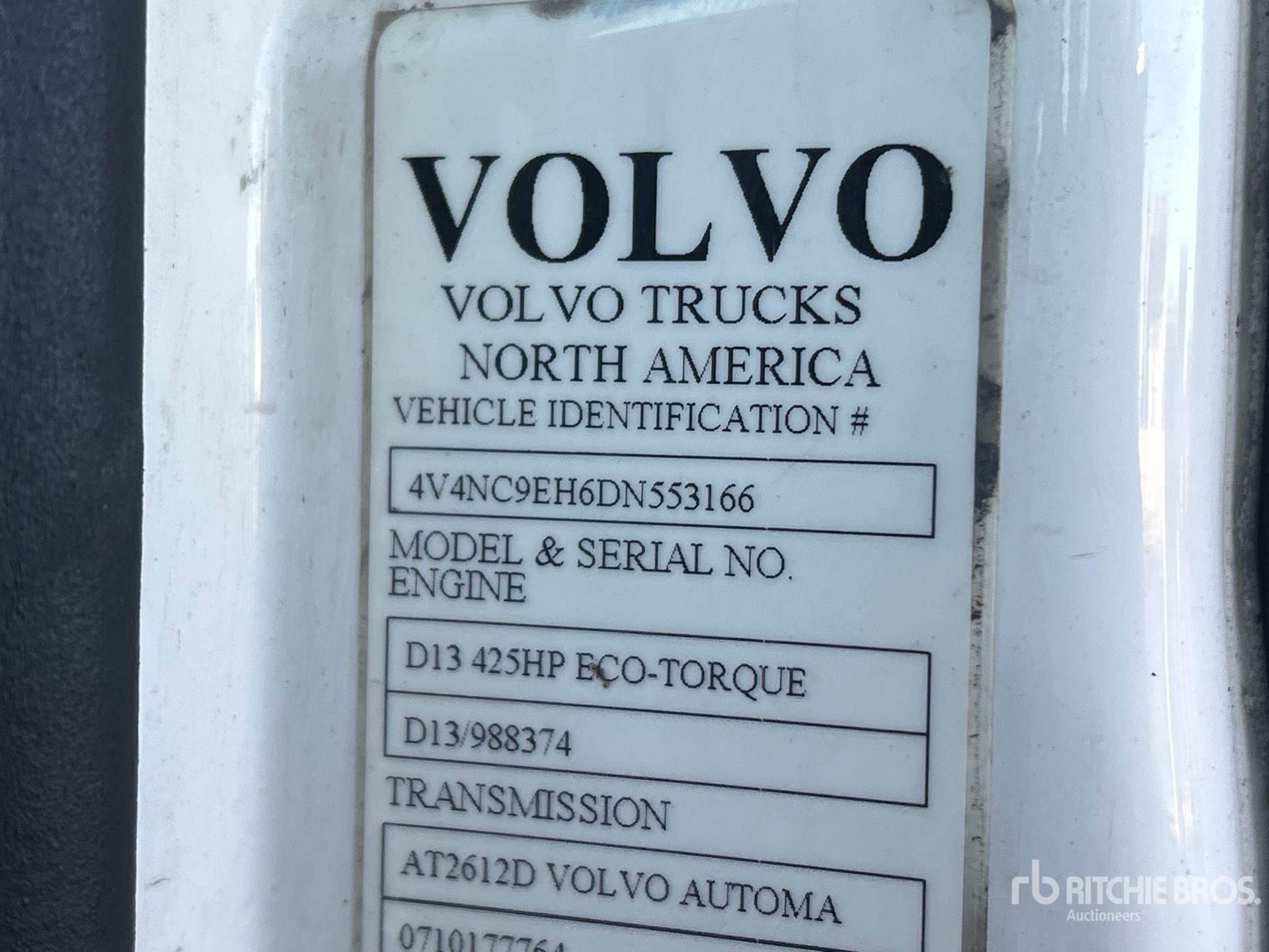 2013 Volvo VNL