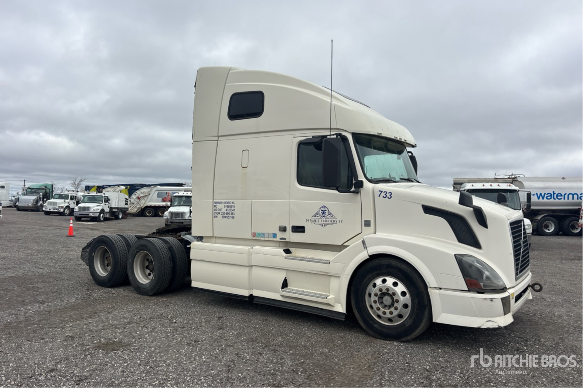 2013 Volvo VNL