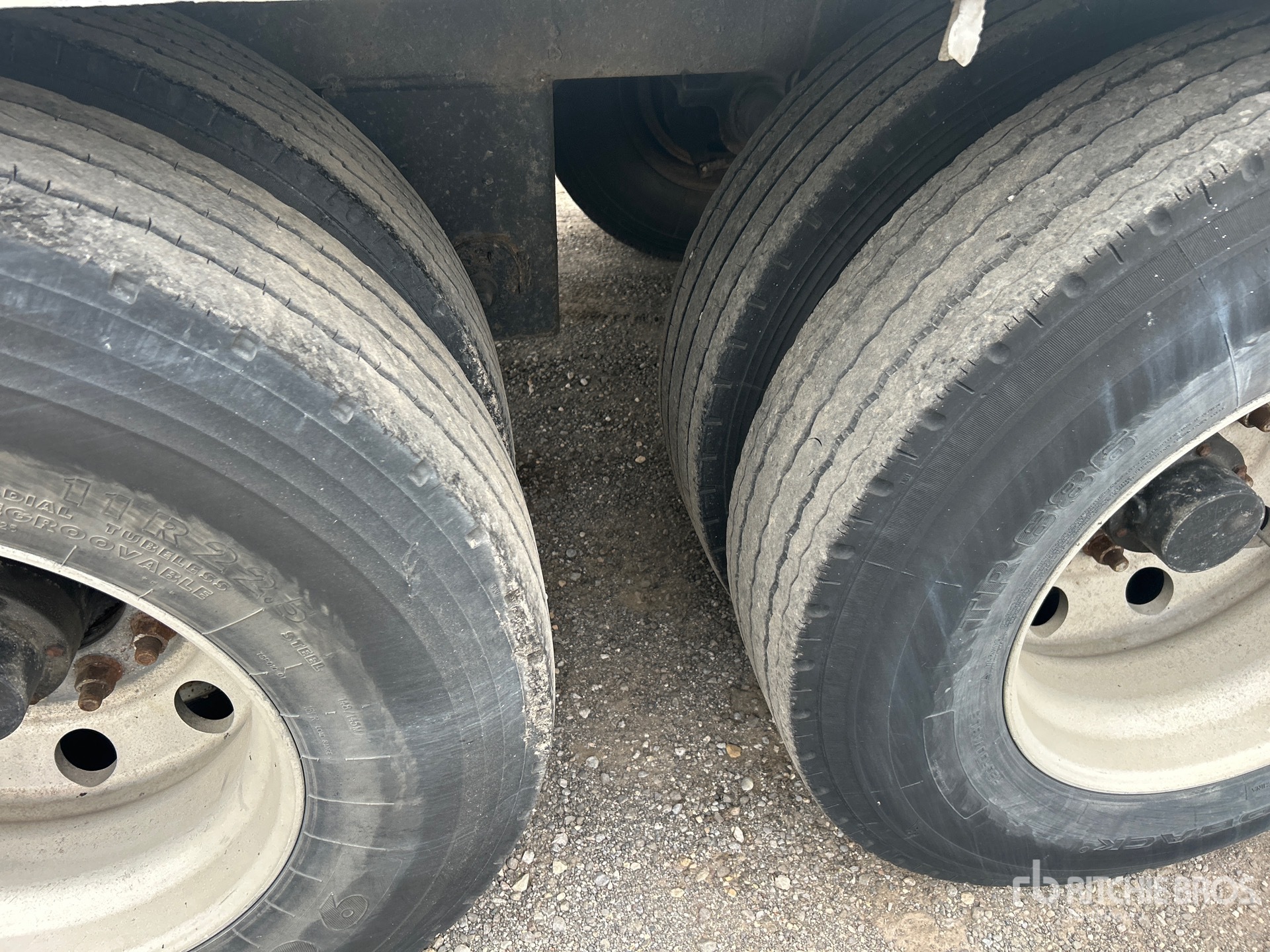 2003 Utility VS2RA