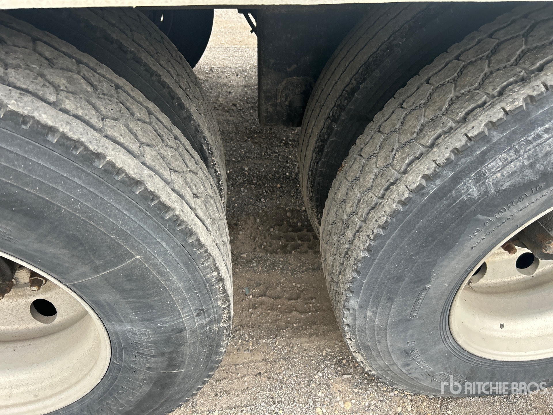 2003 Utility VS2RA